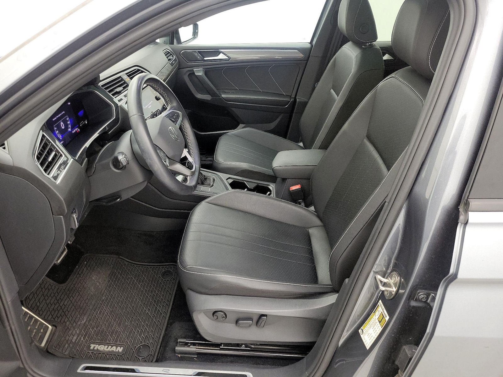 2023 Volkswagen Tiguan SE R-LINE BLACK - Photo 12