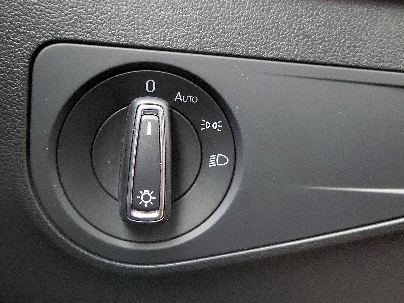 2023 Volkswagen Tiguan SE R-LINE BLACK - Photo 14