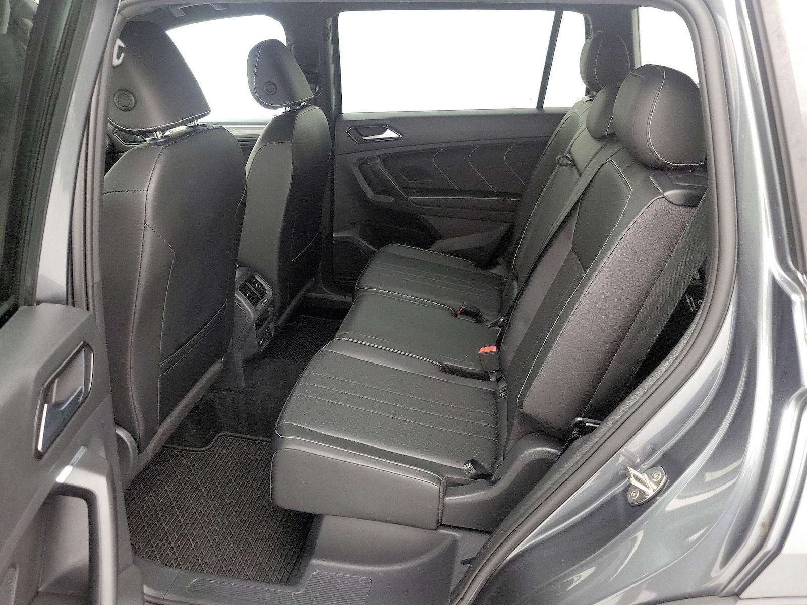 2023 Volkswagen Tiguan SE R-LINE BLACK - Photo 21