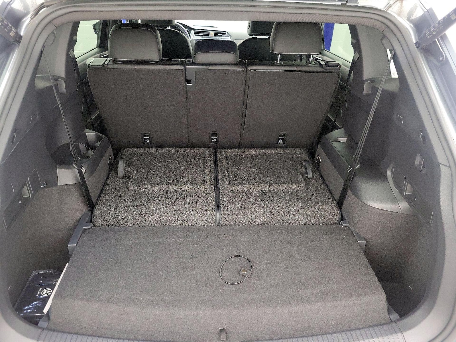 2023 Volkswagen Tiguan SE R-LINE BLACK - Photo 24
