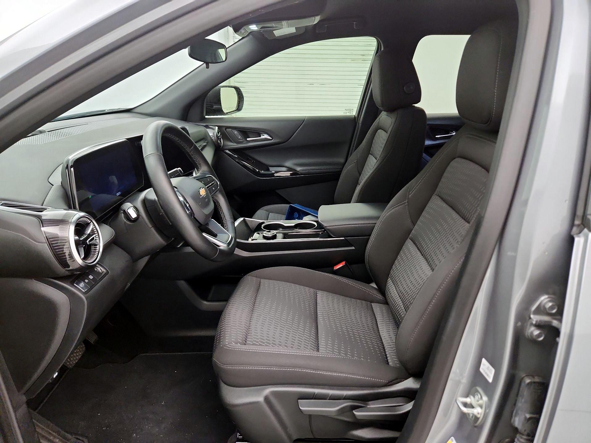 Thumbnail: 2026 Chevrolet Equinox - 11