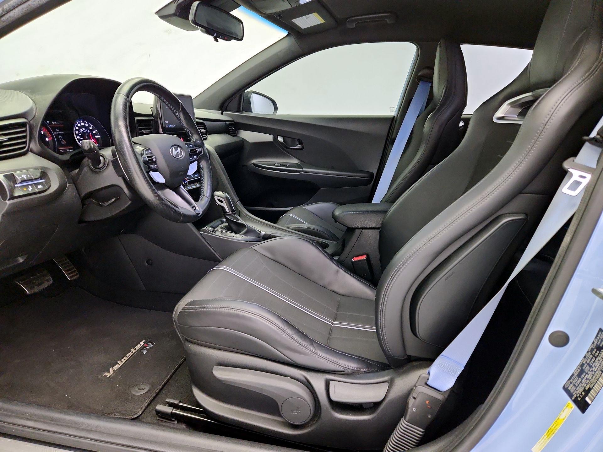 Thumbnail: 2022 Hyundai Veloster - 11