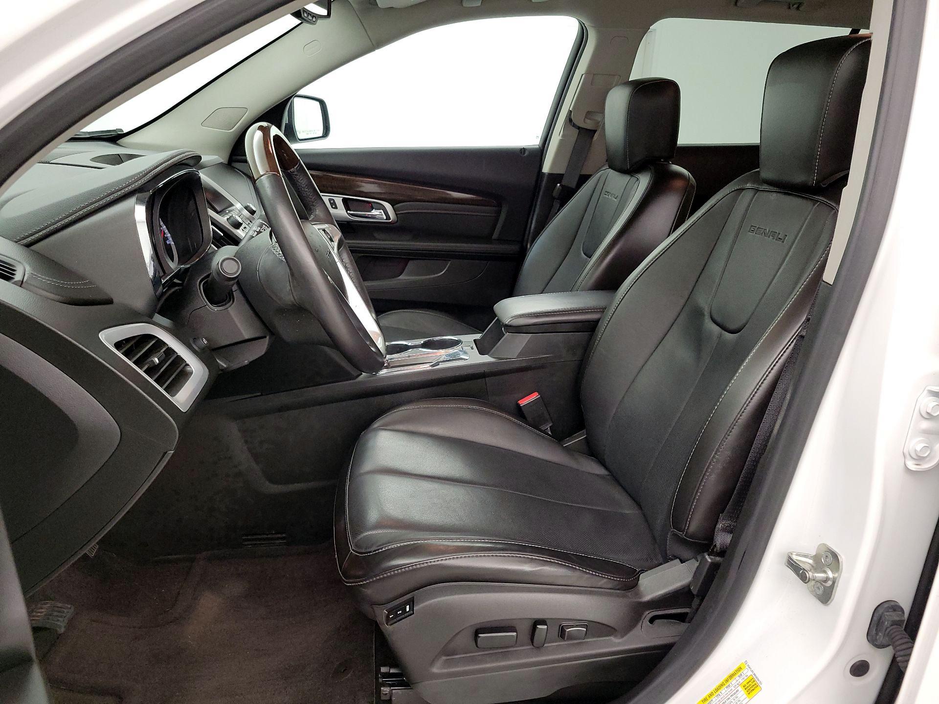Thumbnail: 2016 GMC Terrain - 11