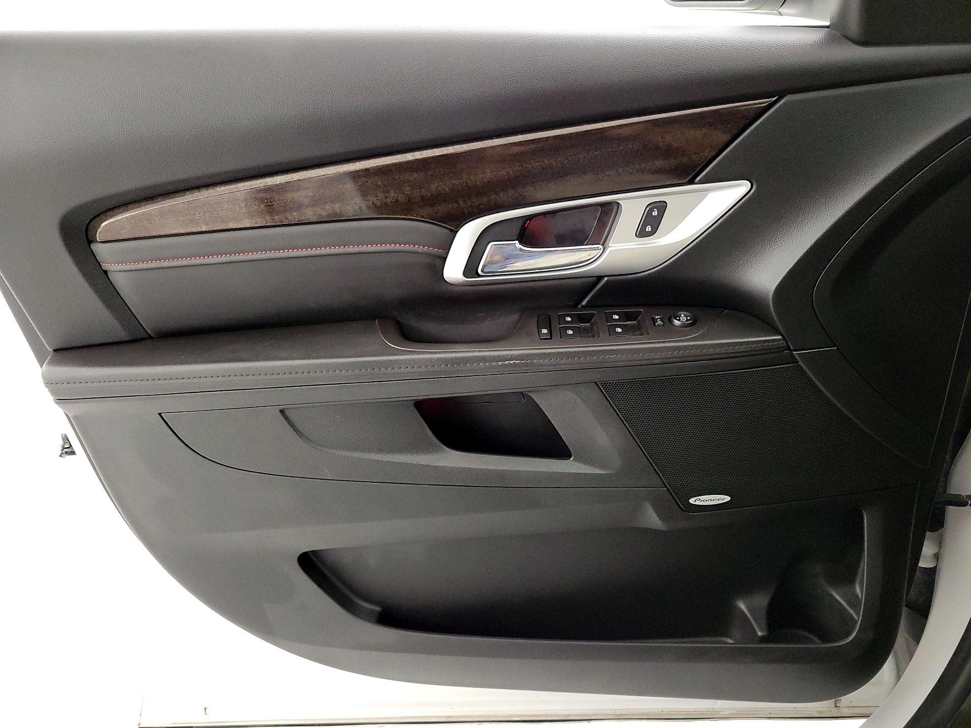 Thumbnail: 2016 GMC Terrain - 12