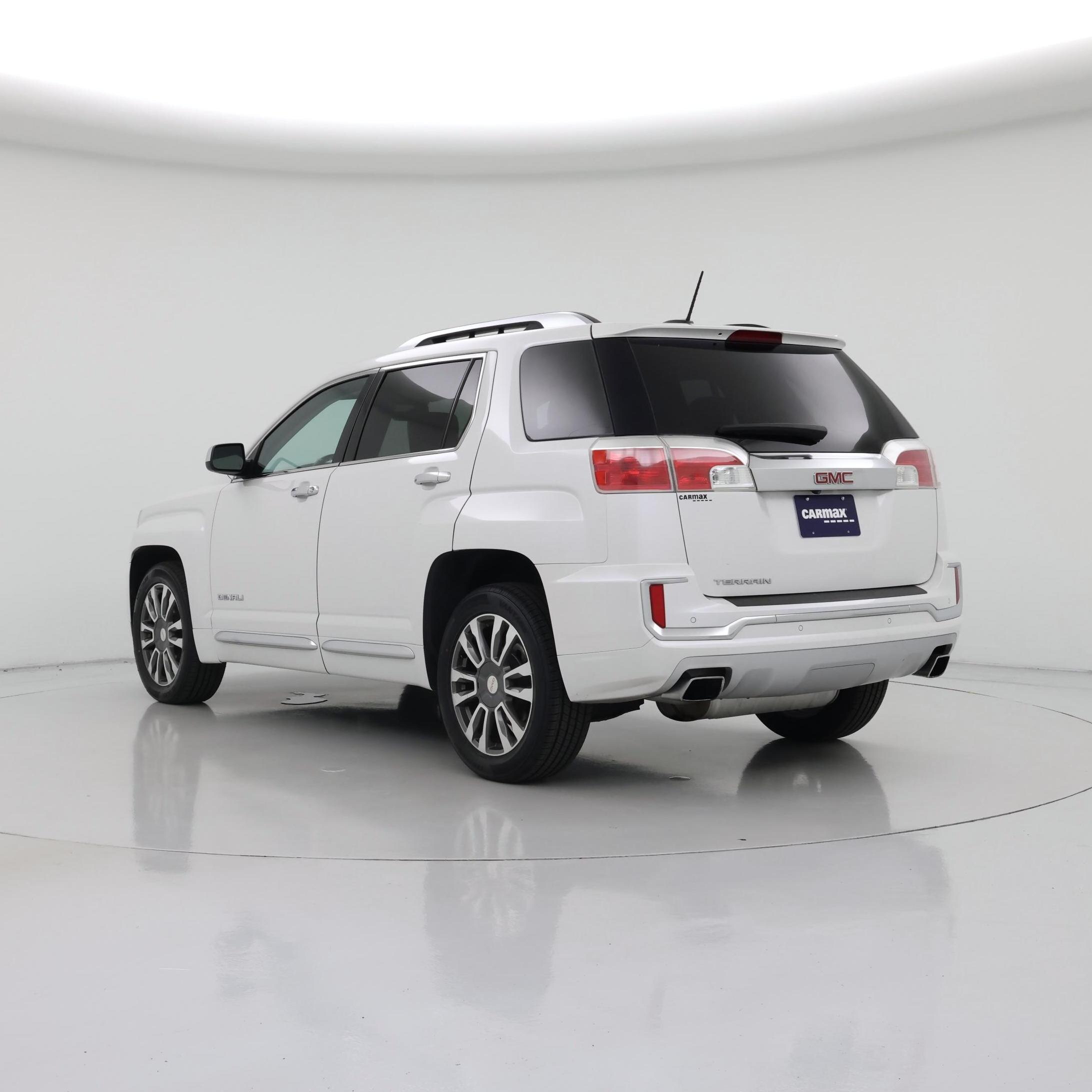 Thumbnail: 2016 GMC Terrain - 2