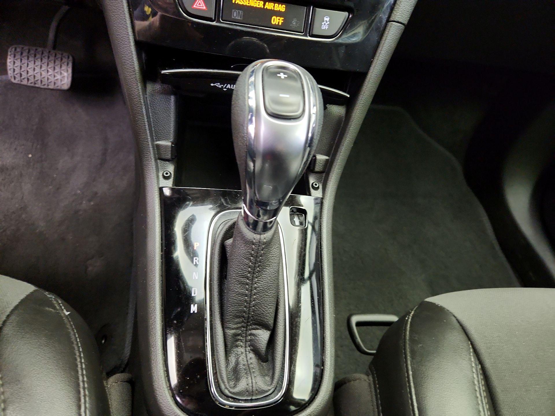 Thumbnail: 2020 Buick Encore - 18