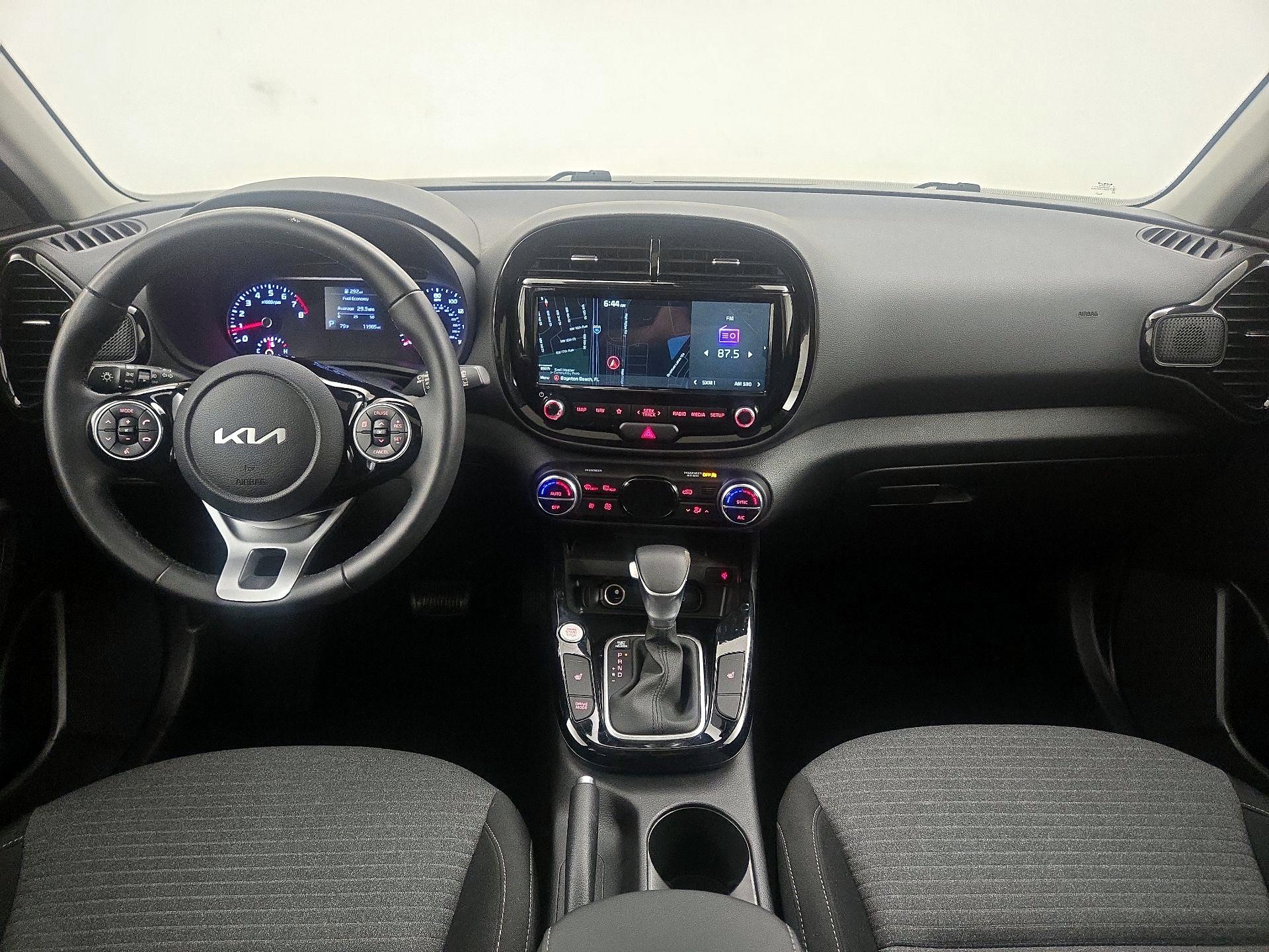 Thumbnail: 2022 Kia Soul - 9