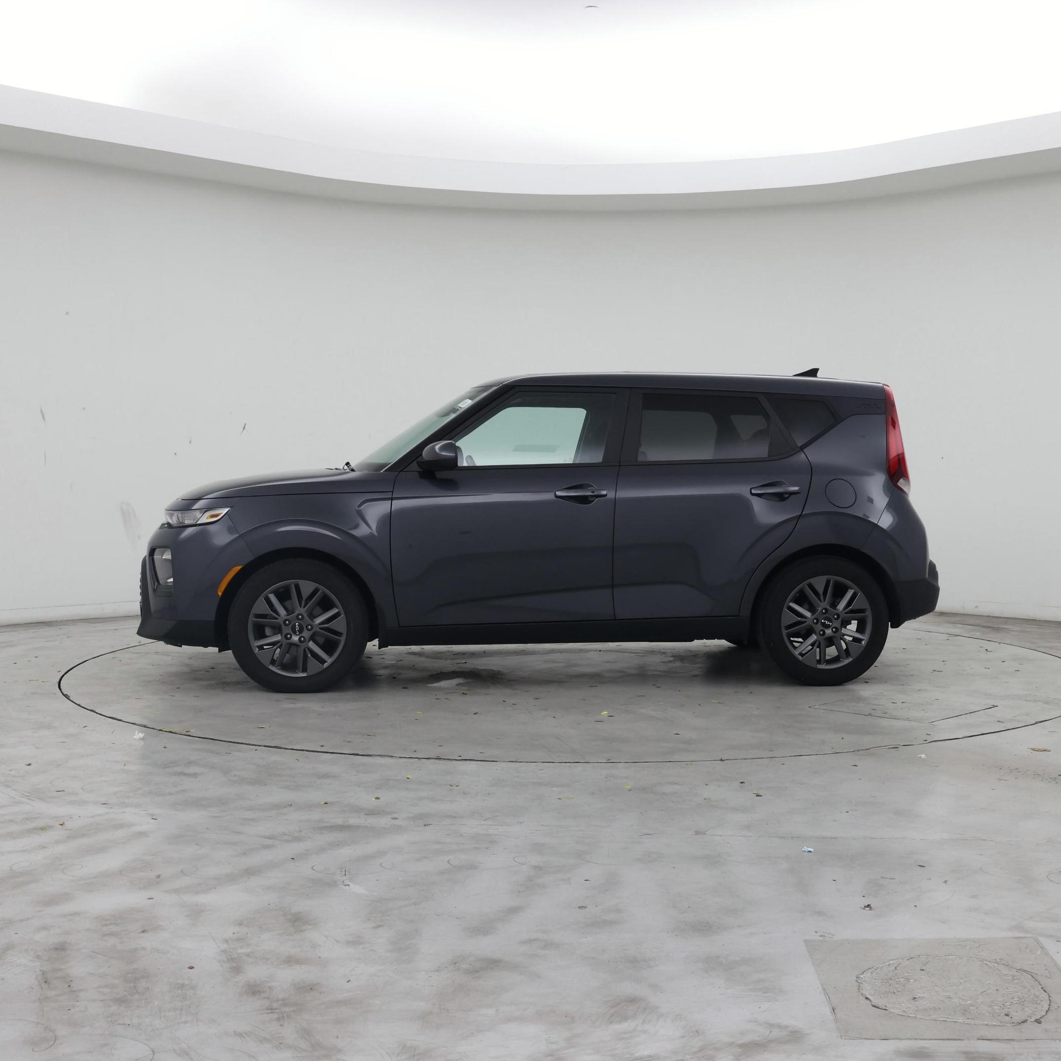 Thumbnail: 2022 Kia Soul - 3