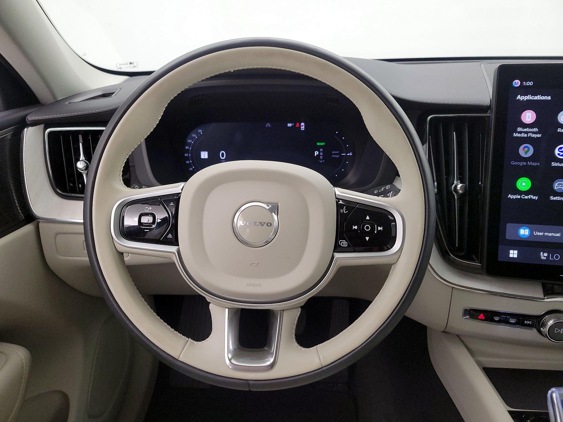 Thumbnail: 2026 Volvo XC60 - 10