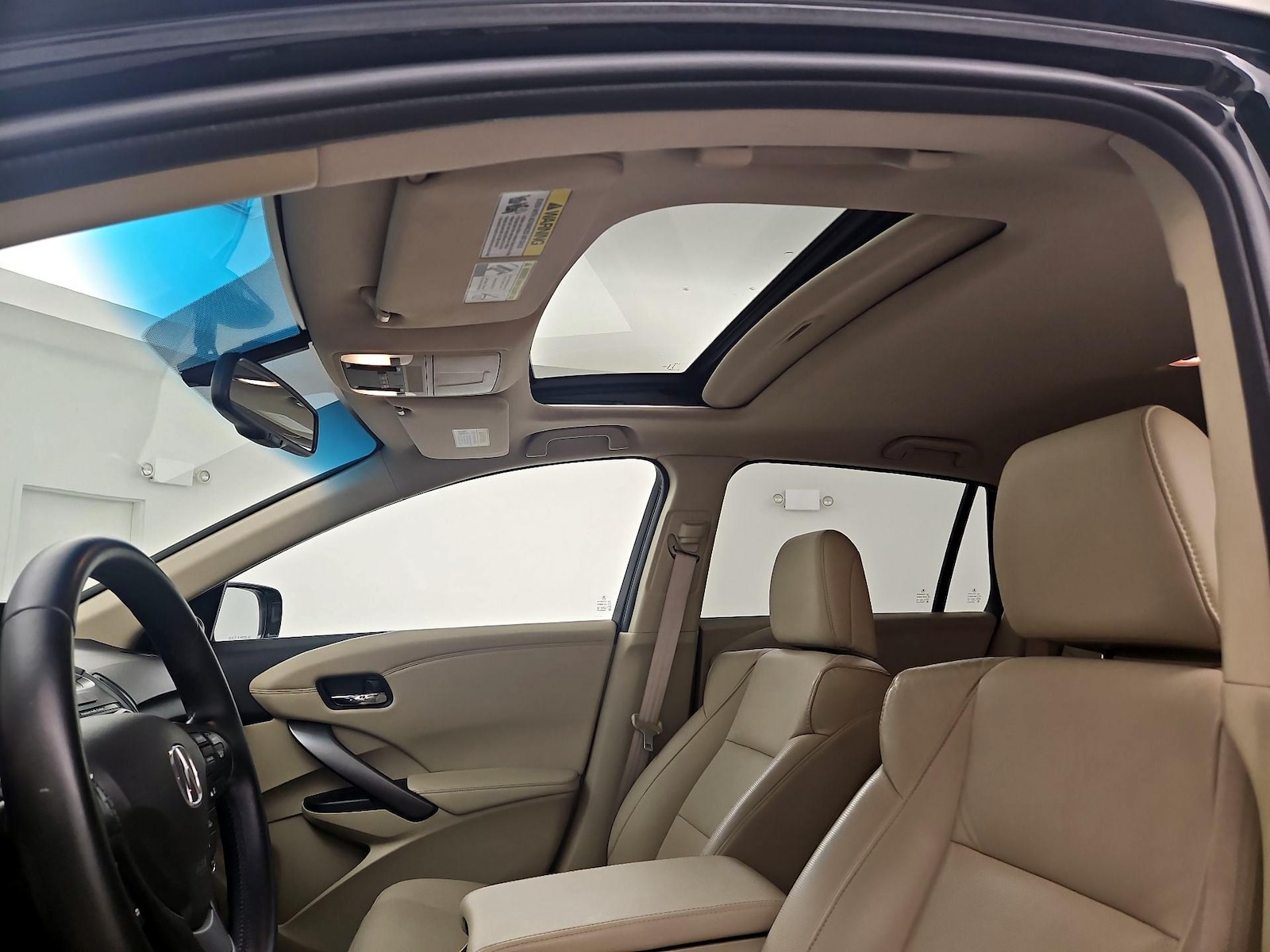 Sunroof(s) & Overhead Airbags