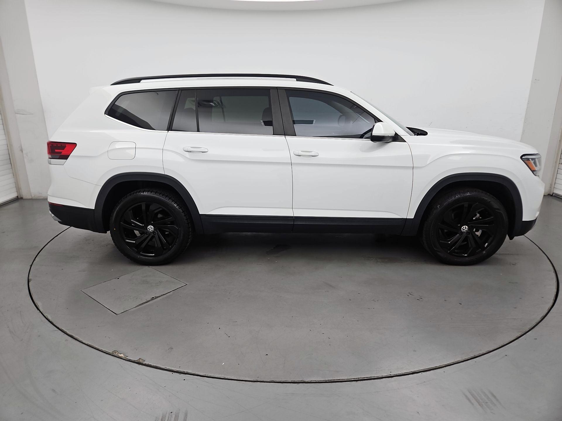 Thumbnail: 2022 Volkswagen Atlas - 4
