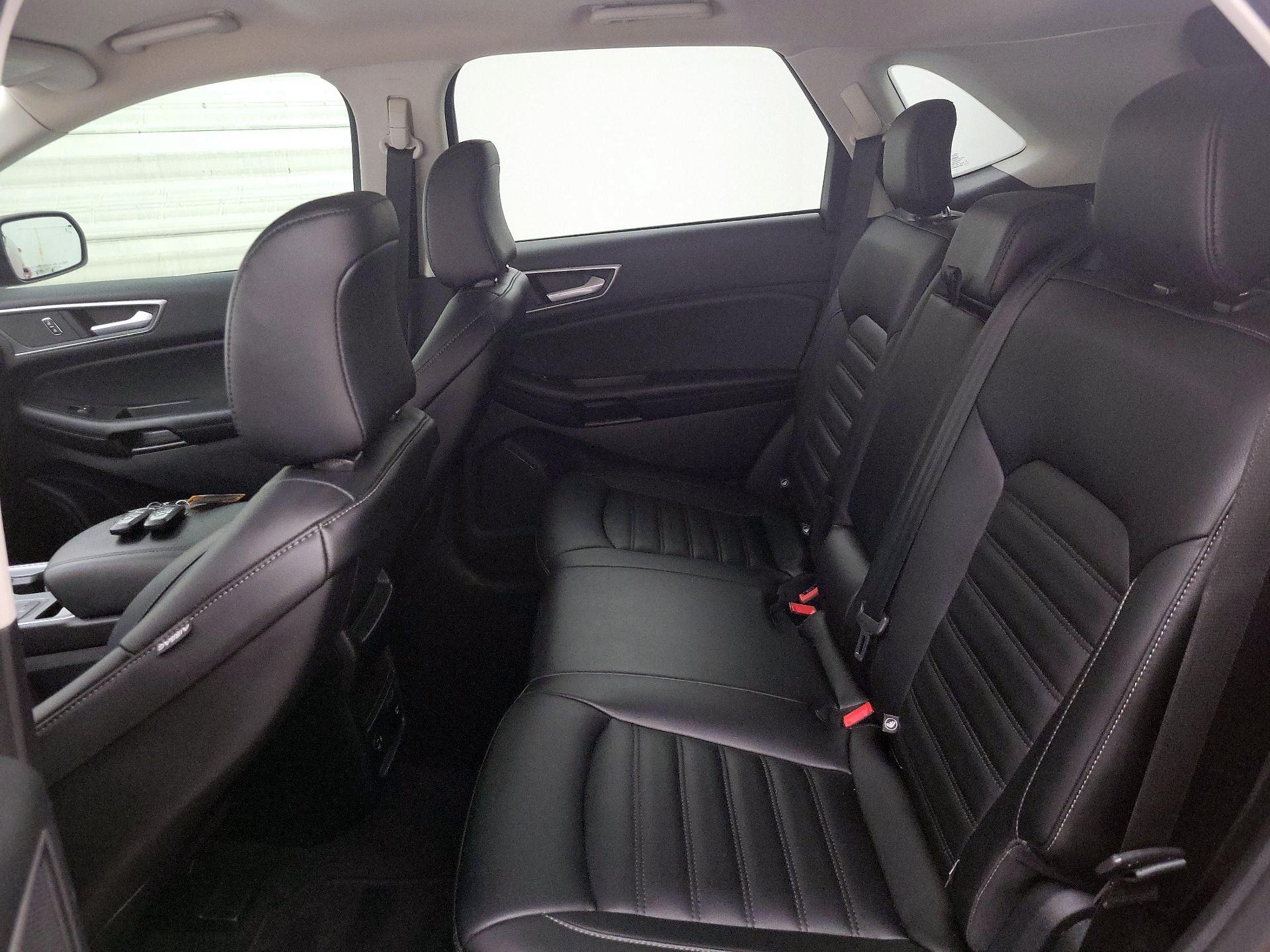 Thumbnail: 2021 Ford Edge - 20