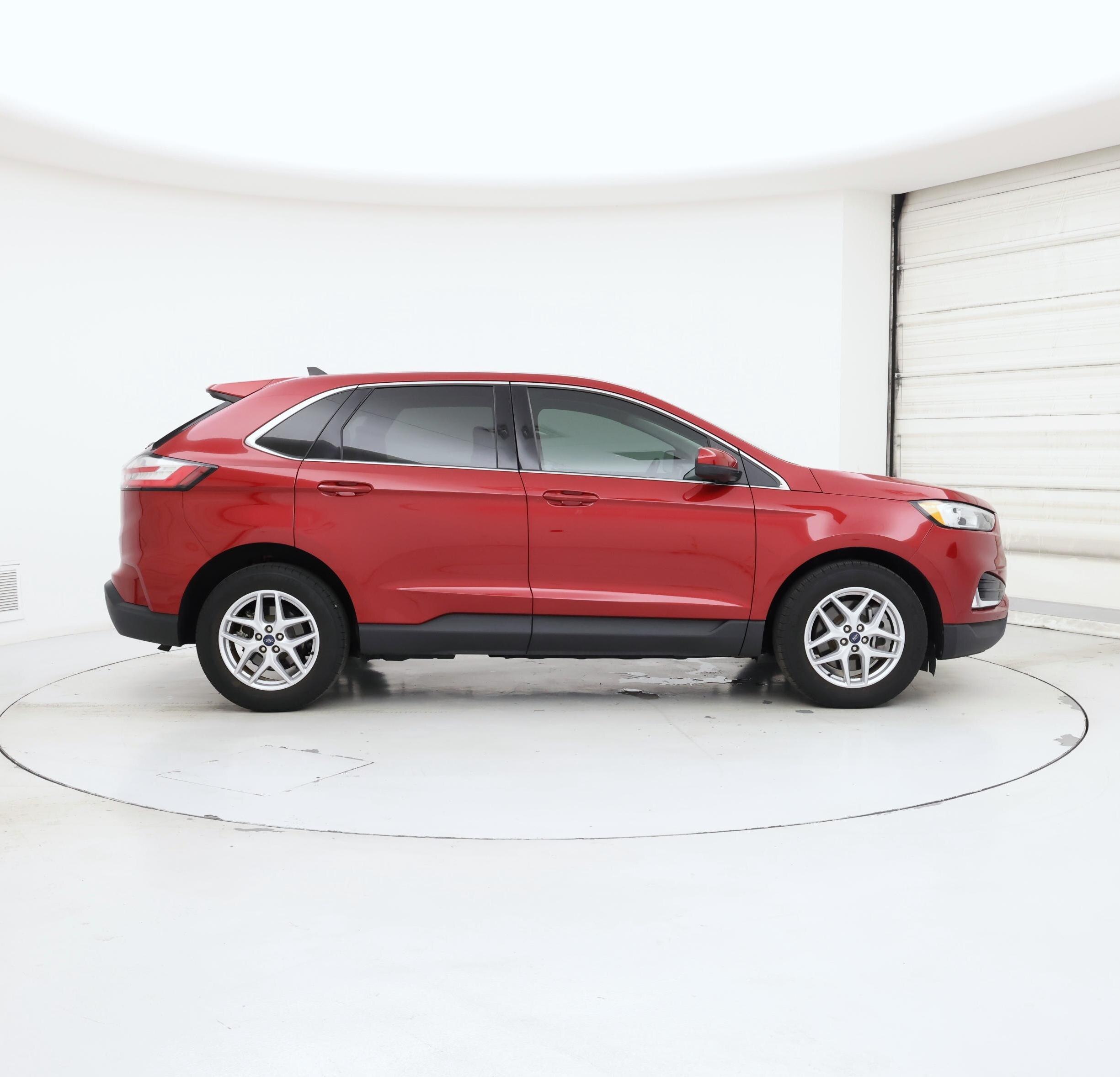 Thumbnail: 2021 Ford Edge - 7
