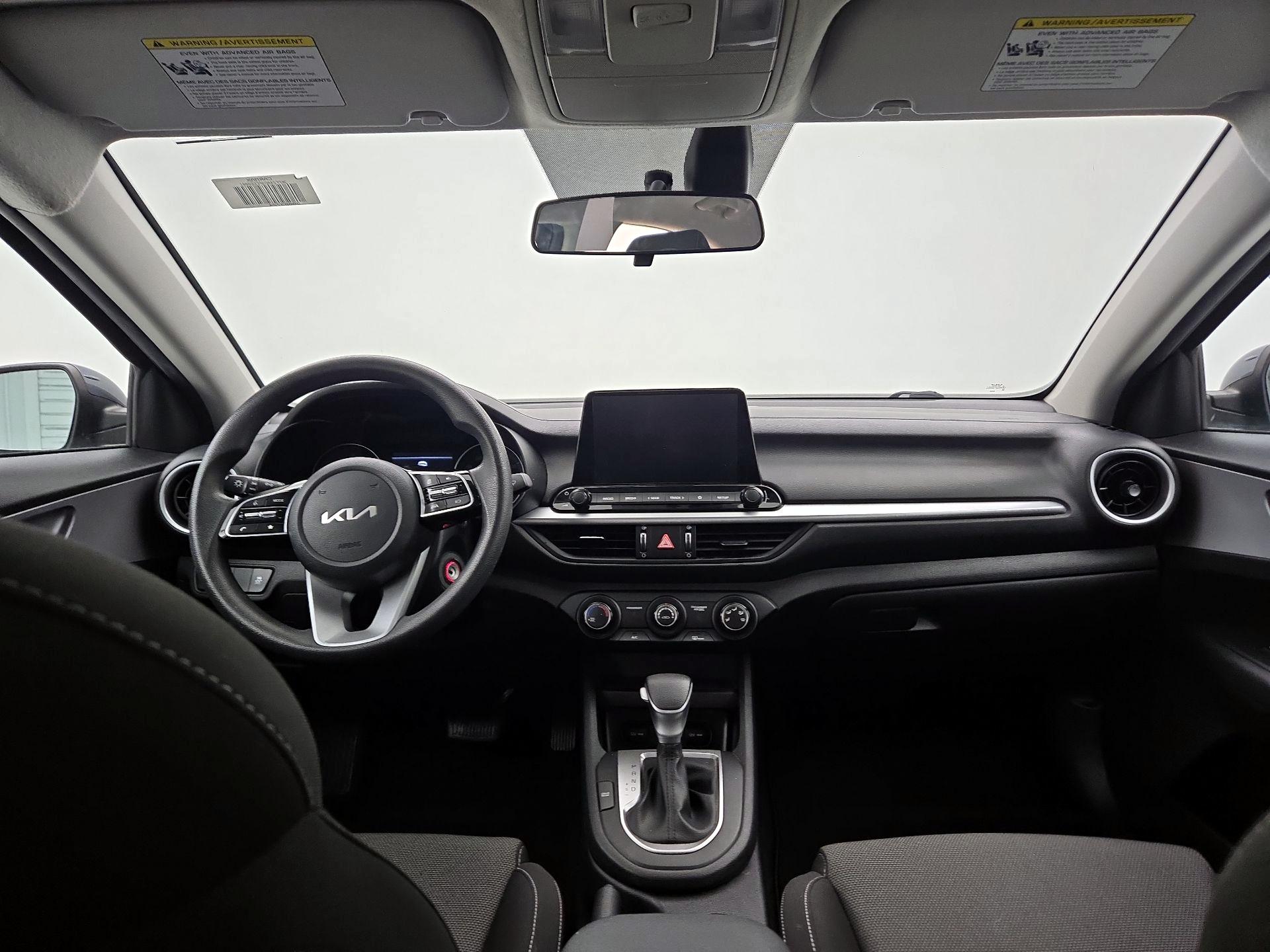 Thumbnail: 2023 Kia Forte - 9
