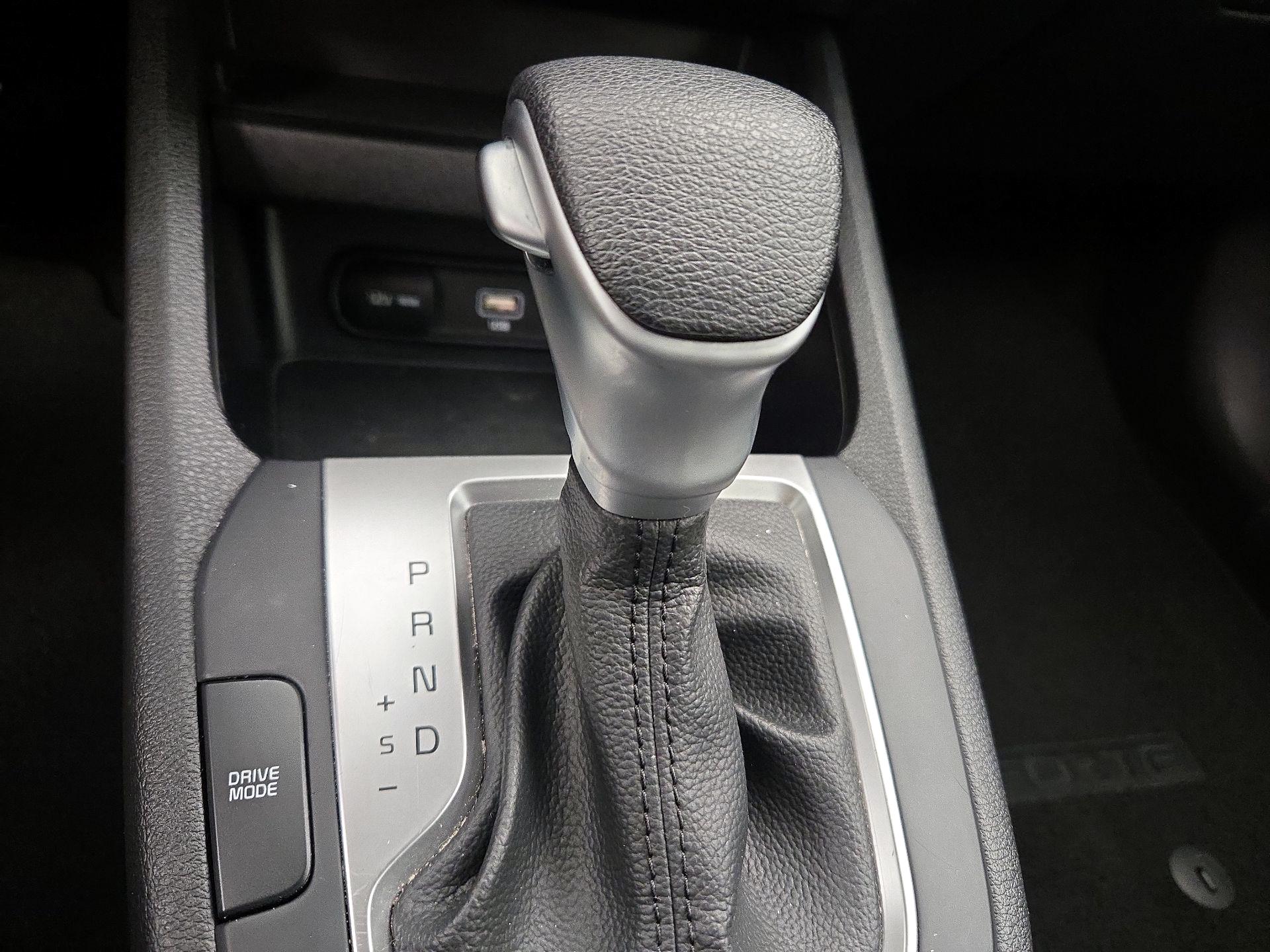 Thumbnail: 2023 Kia Forte - 17