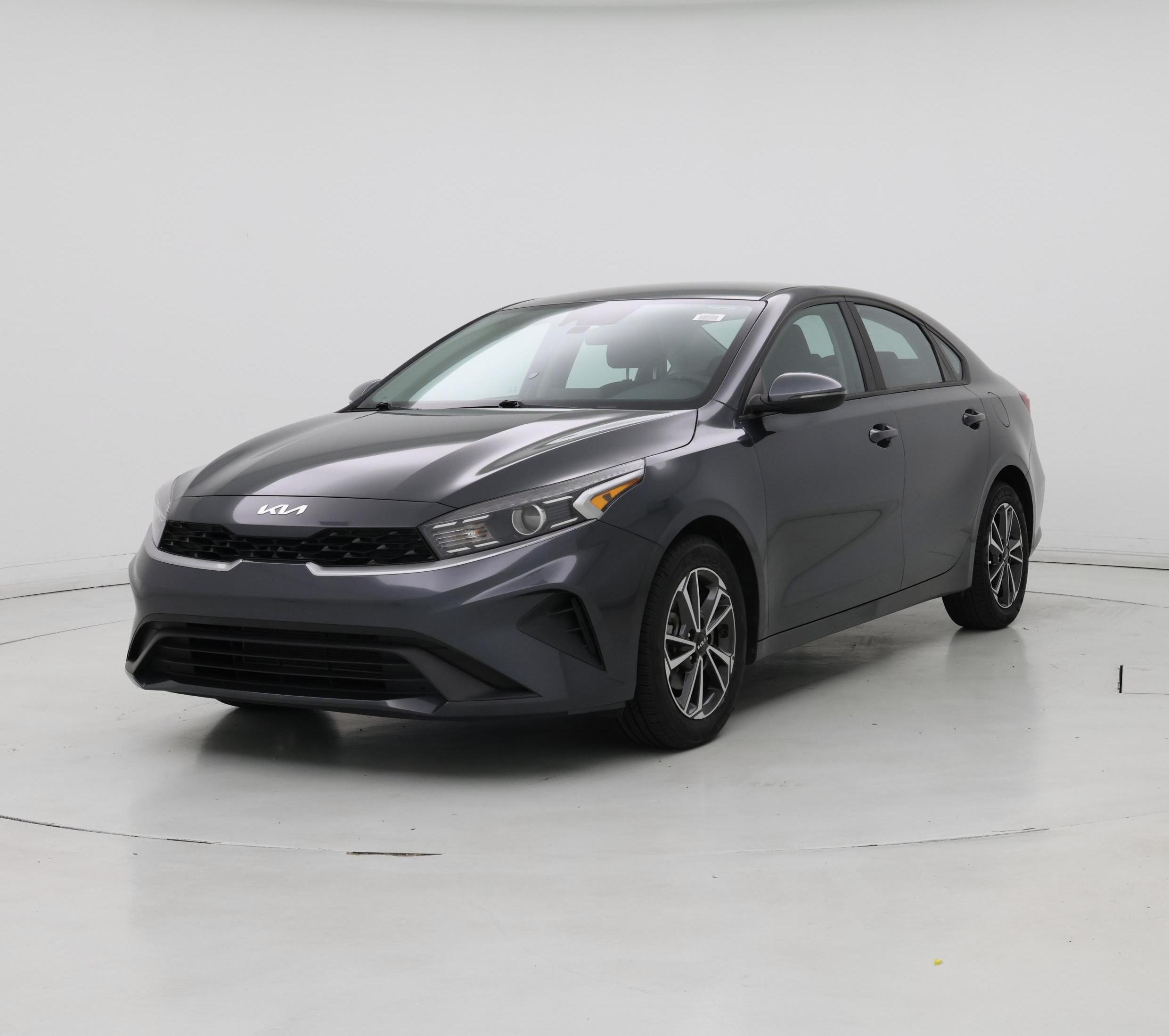 Thumbnail: 2023 Kia Forte - 4