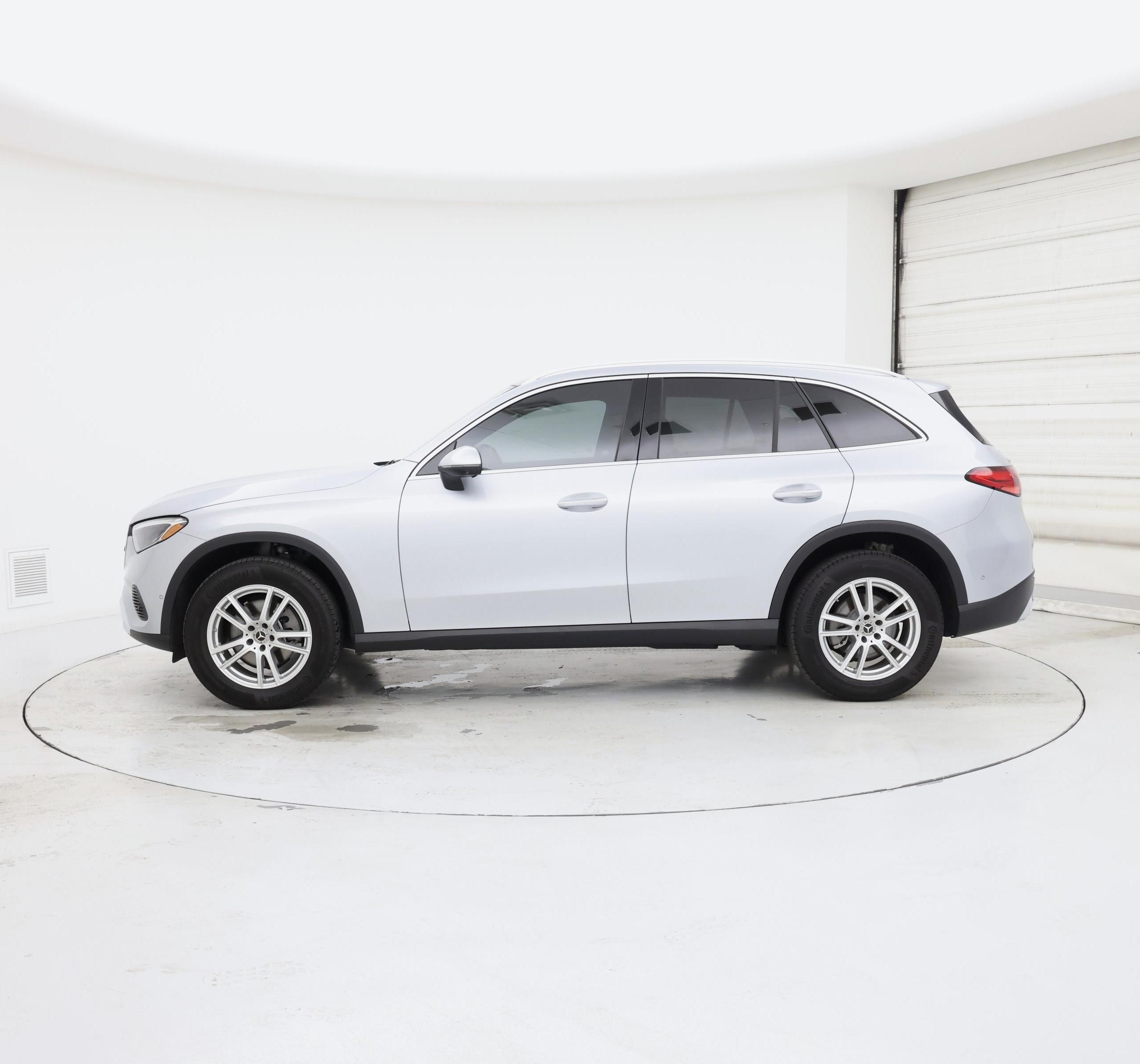 Thumbnail: 2025 Mercedes-Benz GLC - 3