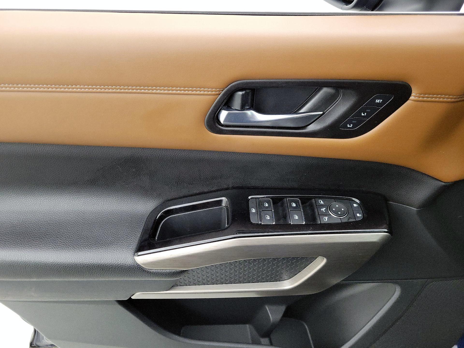 Thumbnail: 2023 Nissan Pathfinder - 12