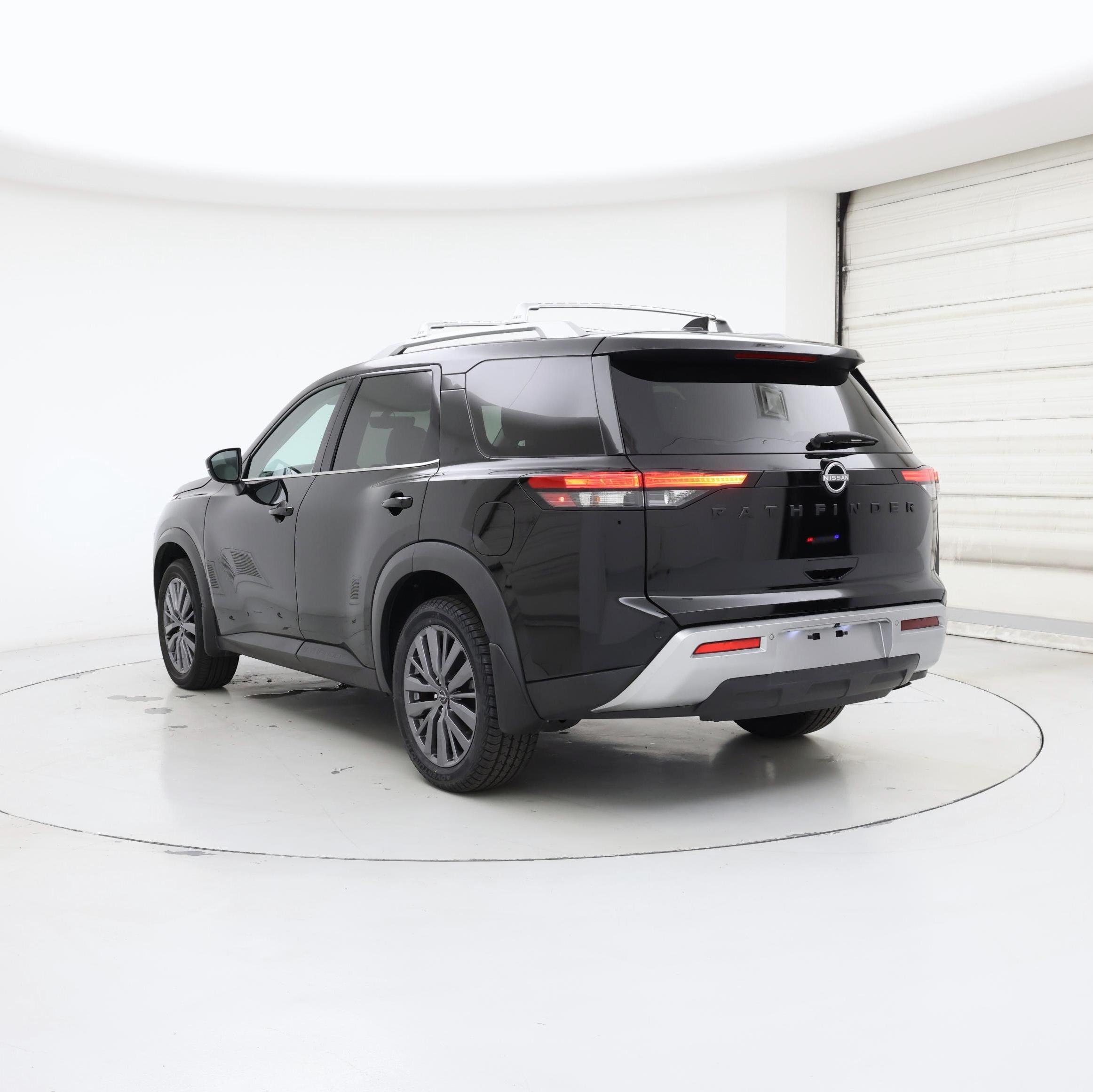 Thumbnail: 2024 Nissan Pathfinder - 2