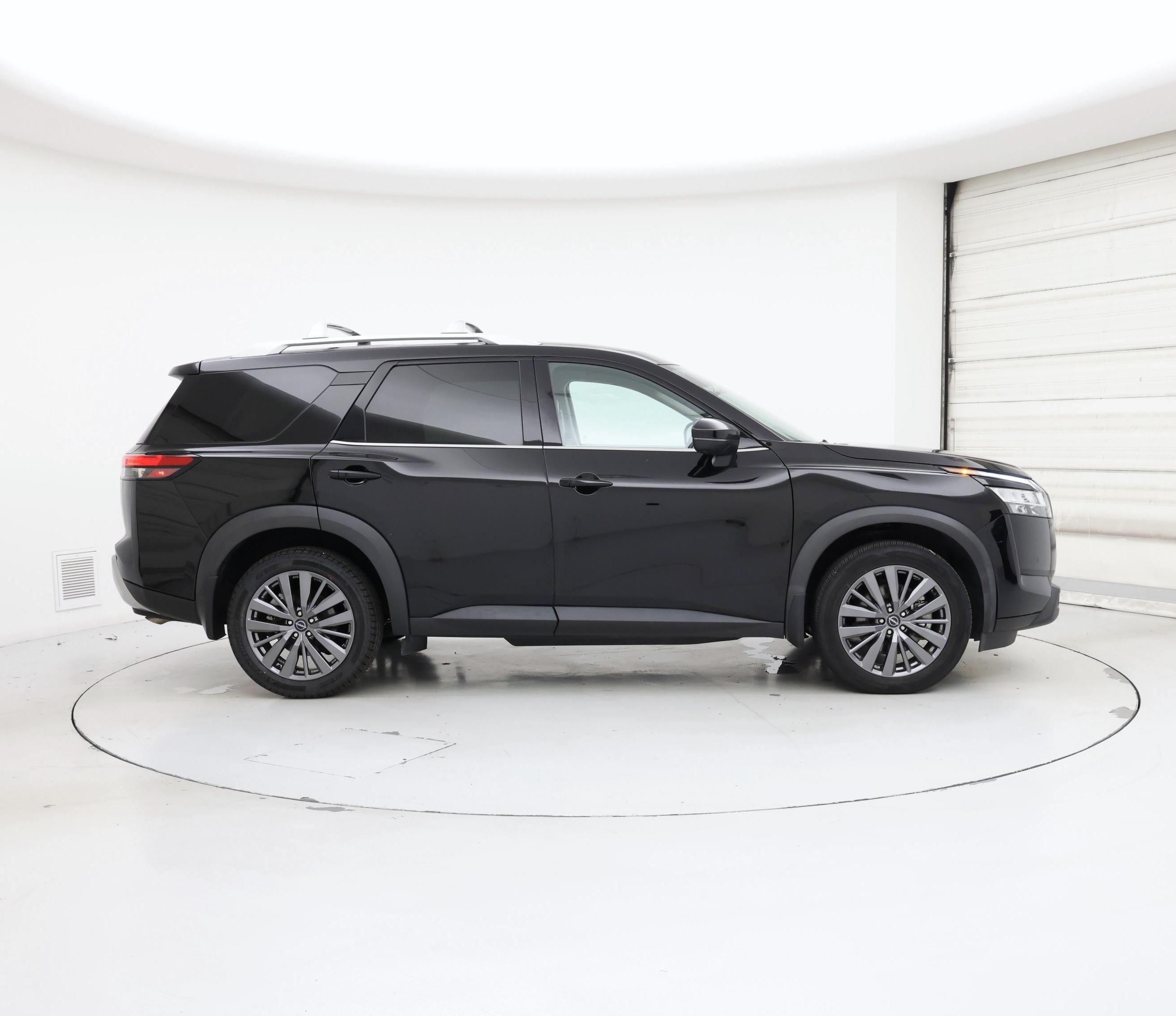 Thumbnail: 2024 Nissan Pathfinder - 7