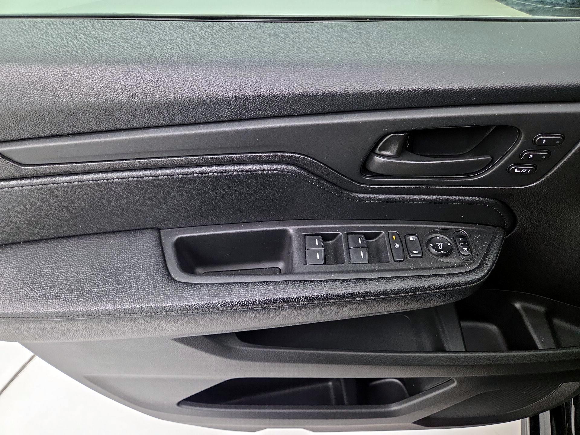 Thumbnail: 2023 Honda Odyssey - 12