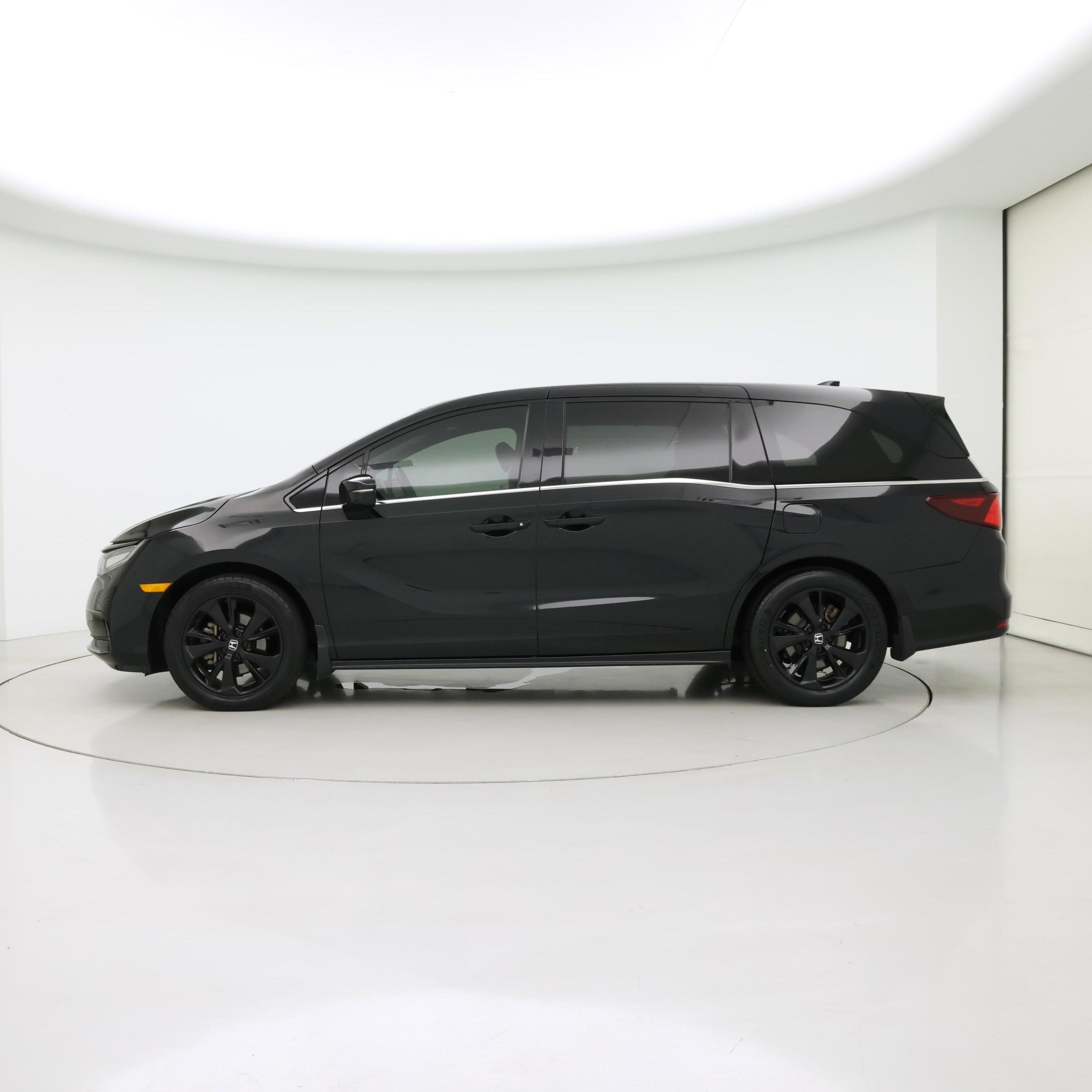 Thumbnail: 2023 Honda Odyssey - 3