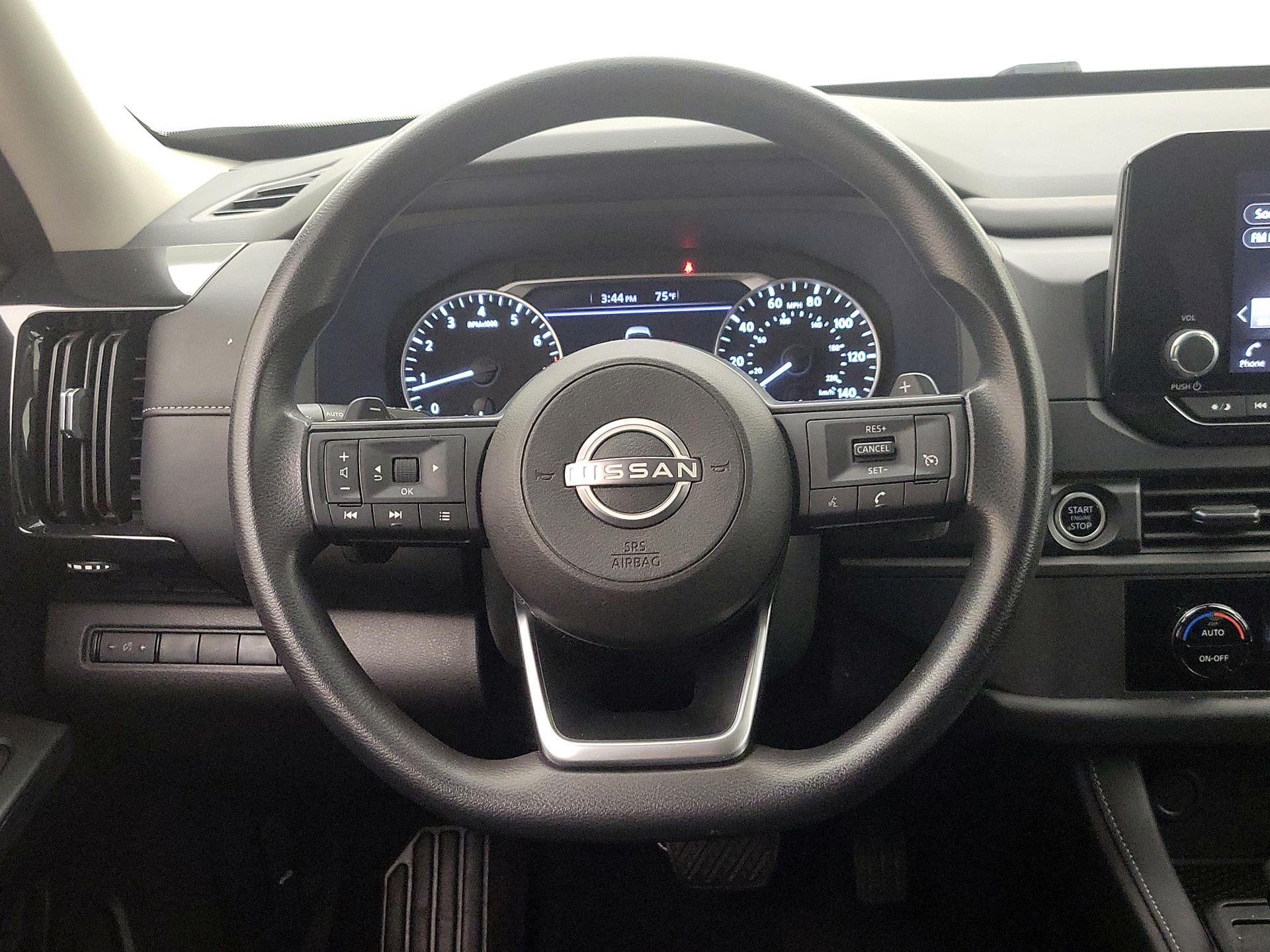 Thumbnail: 2024 Nissan Pathfinder - 10