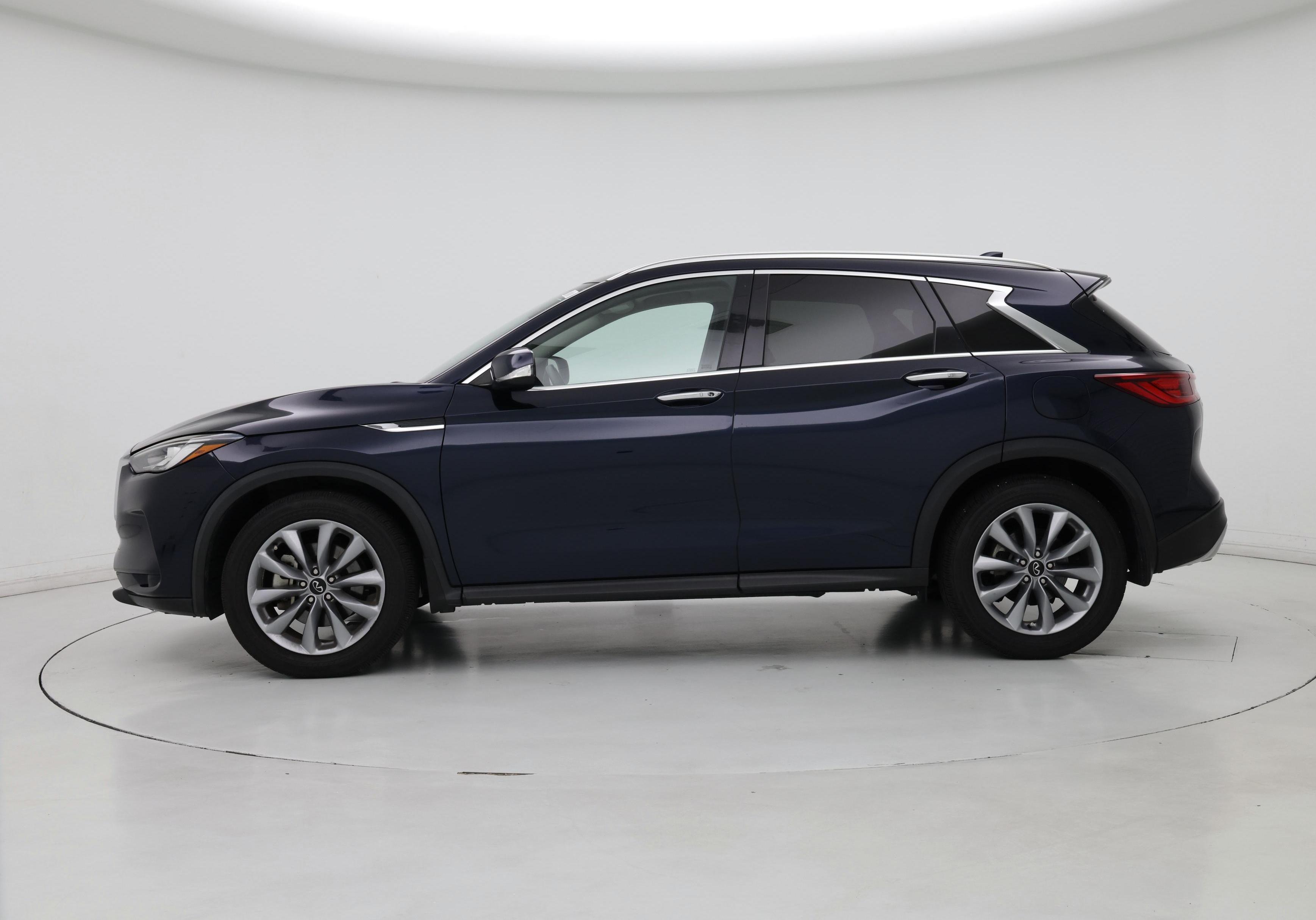 Thumbnail: 2022 INFINITI QX50 - 3