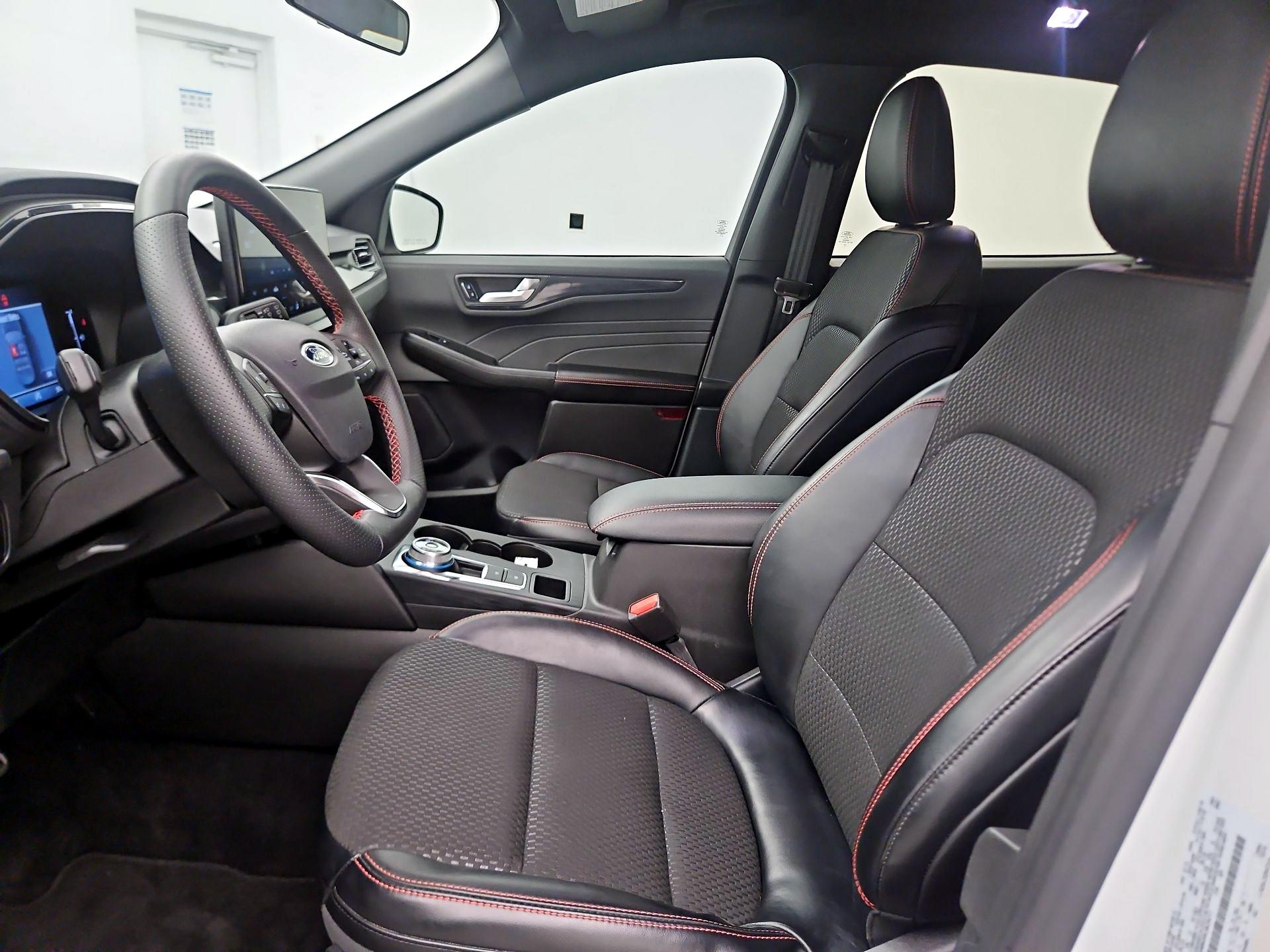 Thumbnail: 2024 Ford Escape - 9