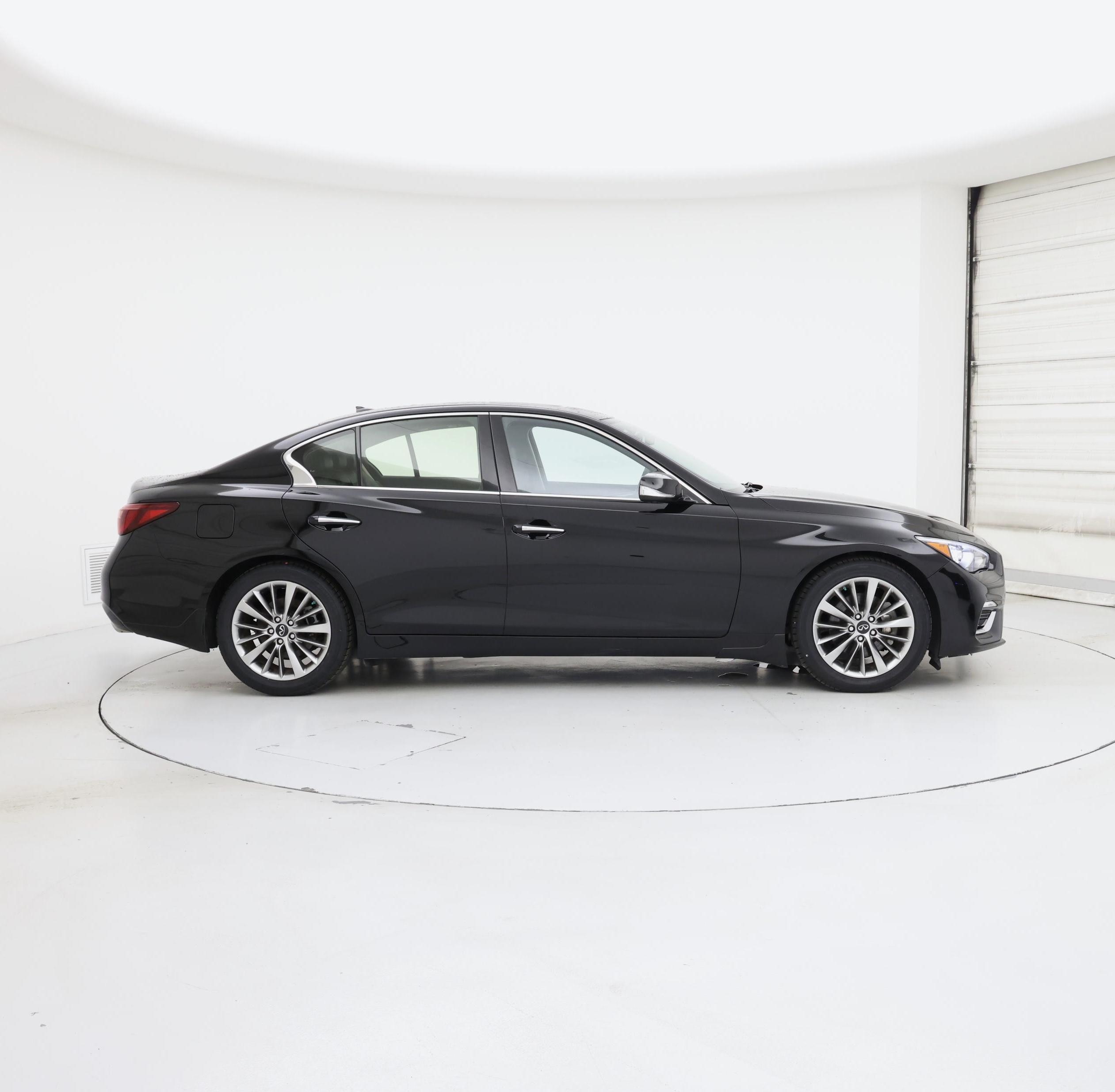 Thumbnail: 2023 INFINITI Q50 - 7