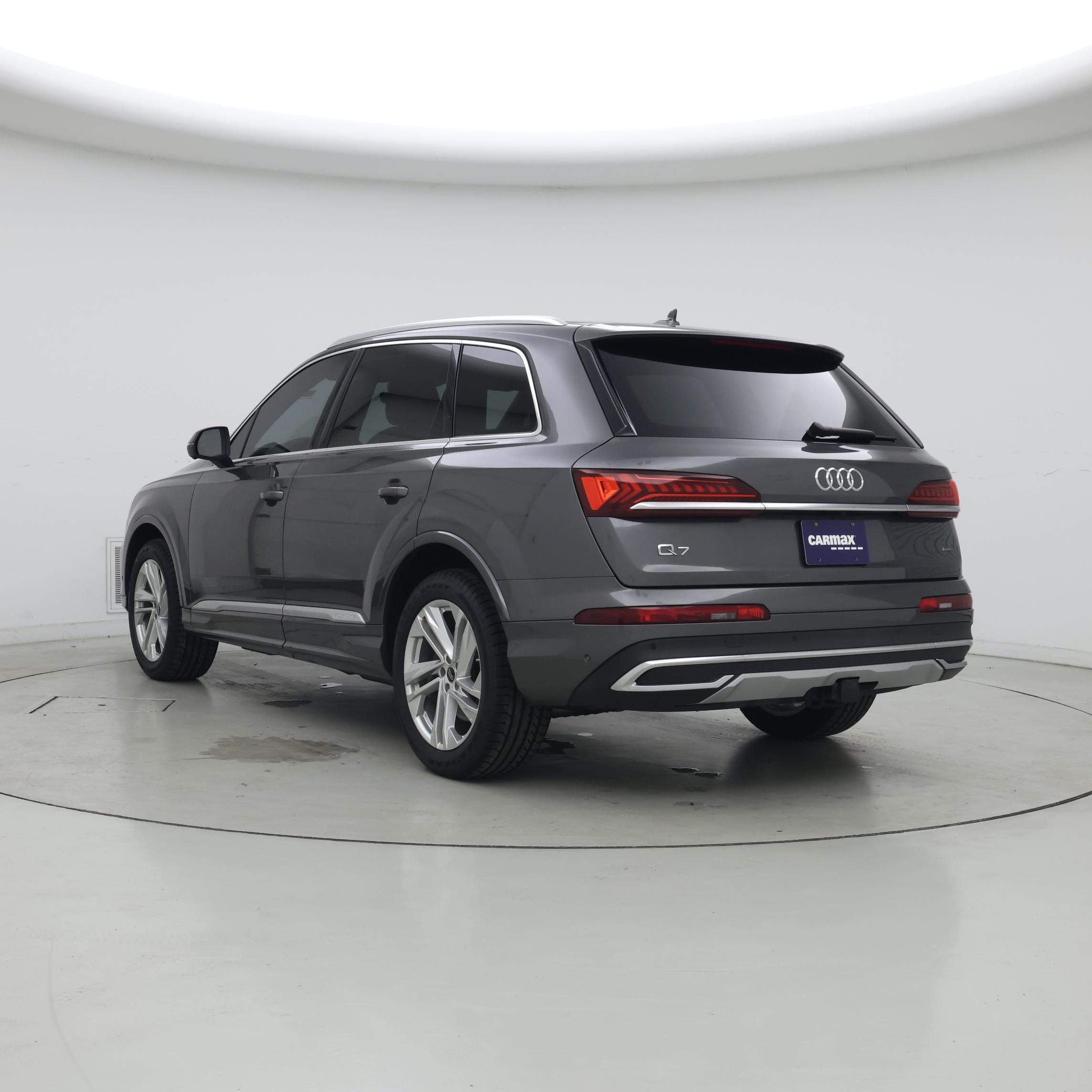 Thumbnail: 2023 Audi Q7 - 2