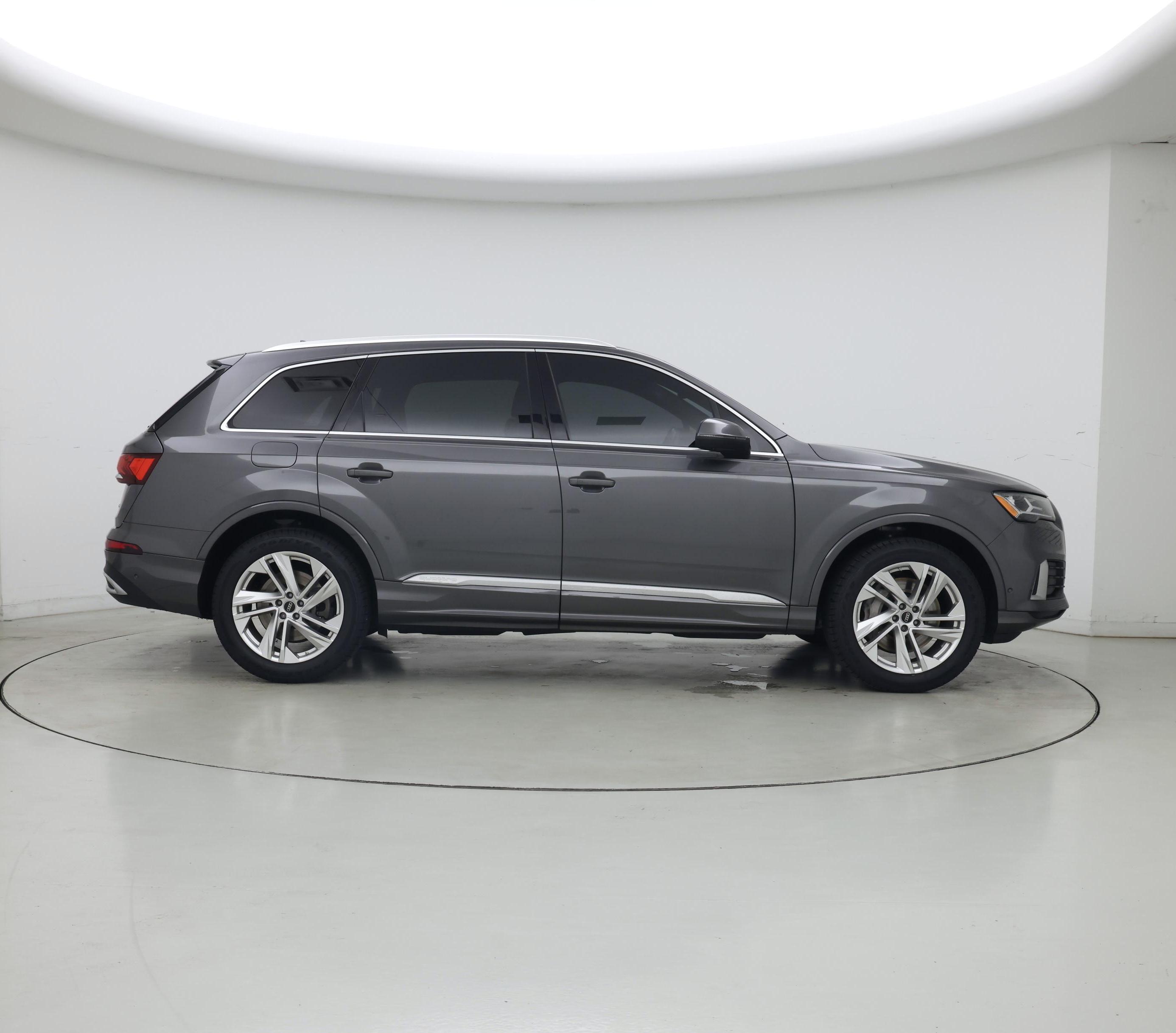 Thumbnail: 2023 Audi Q7 - 7