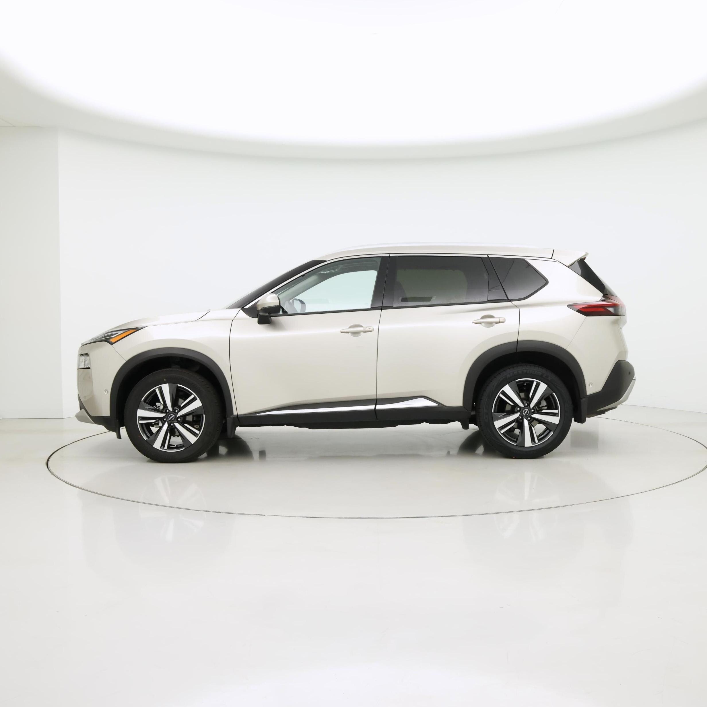 Thumbnail: 2023 Nissan Rogue - 3