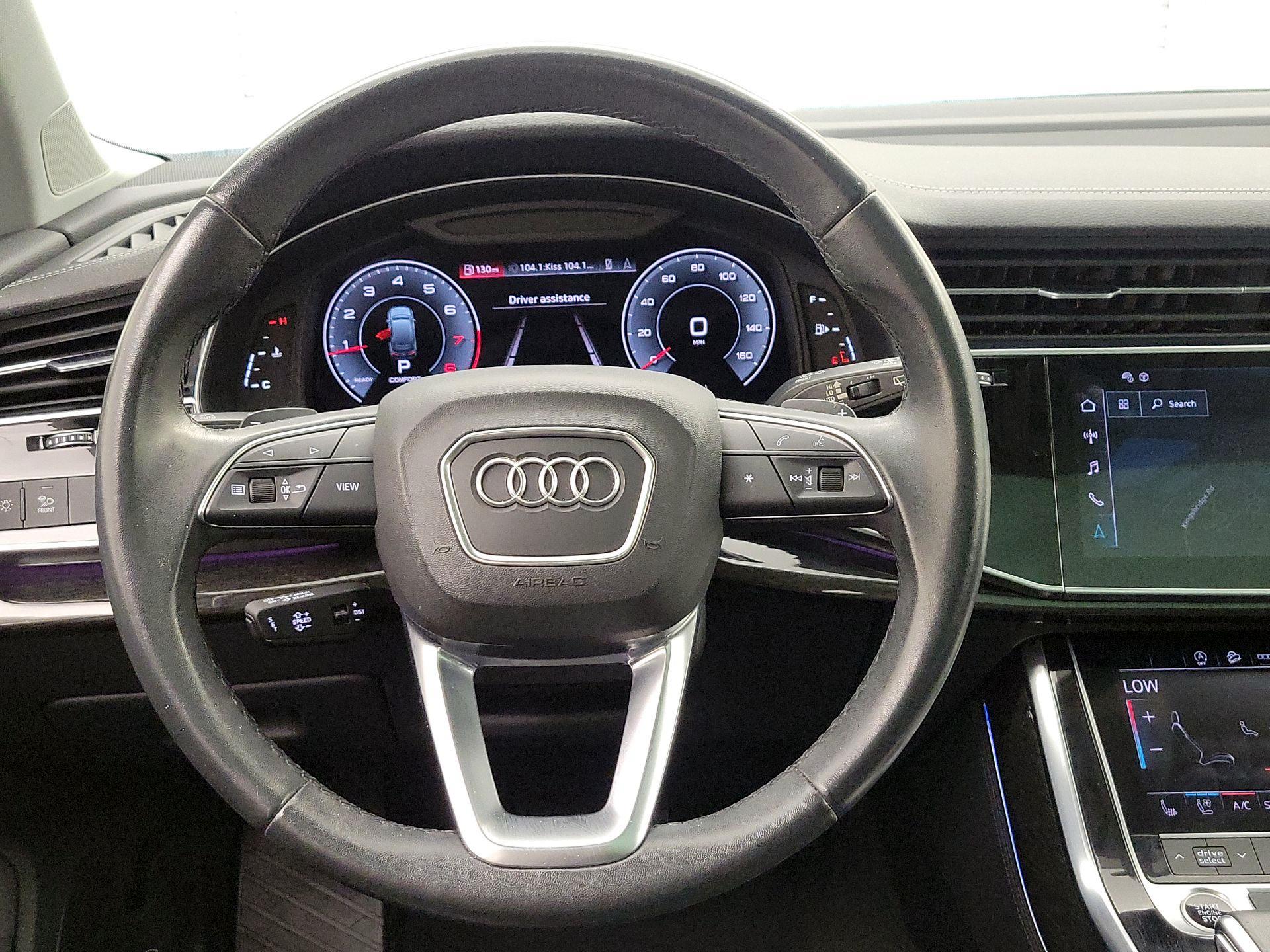 Thumbnail: 2023 Audi Q7 - 10