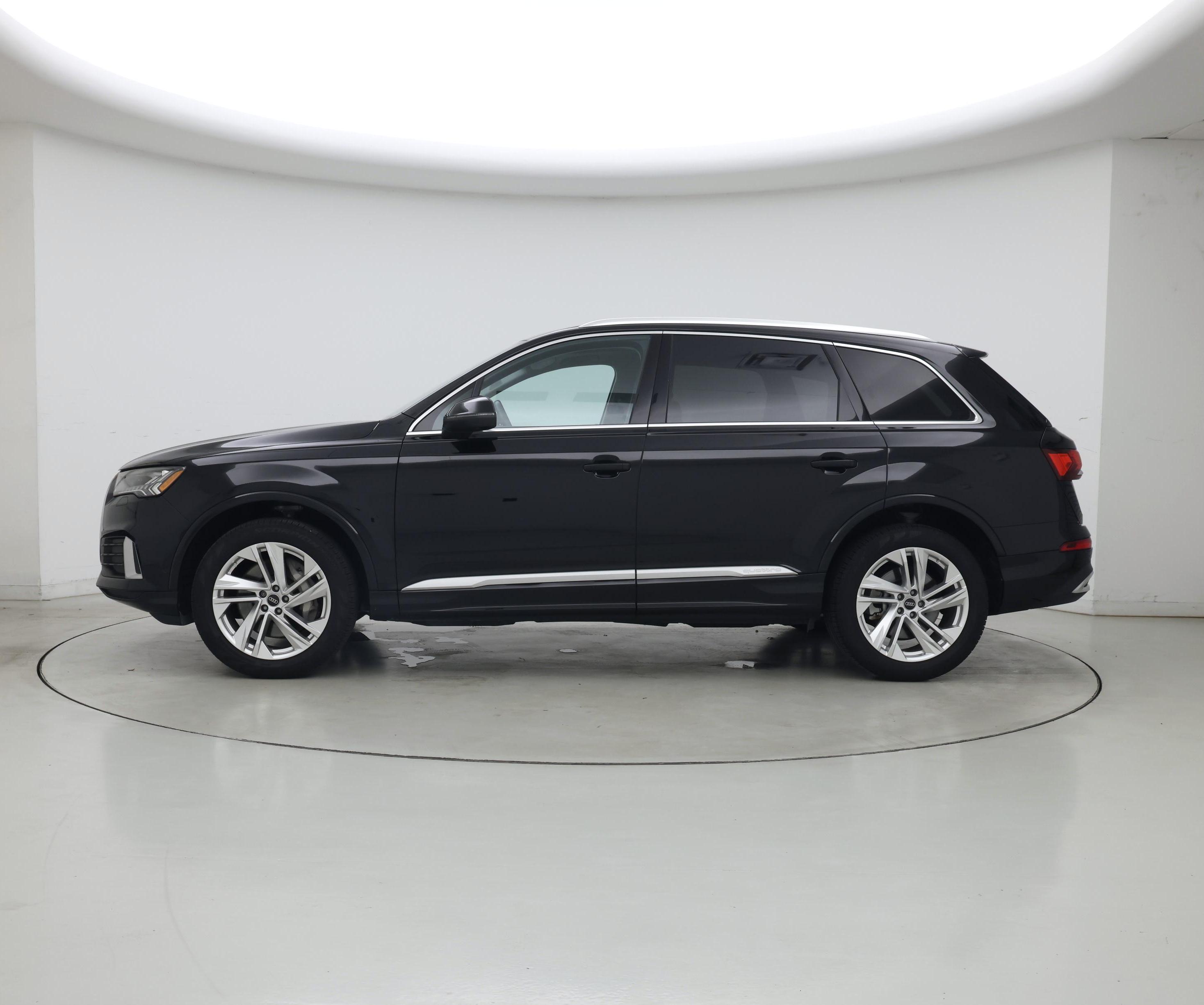 Thumbnail: 2023 Audi Q7 - 3