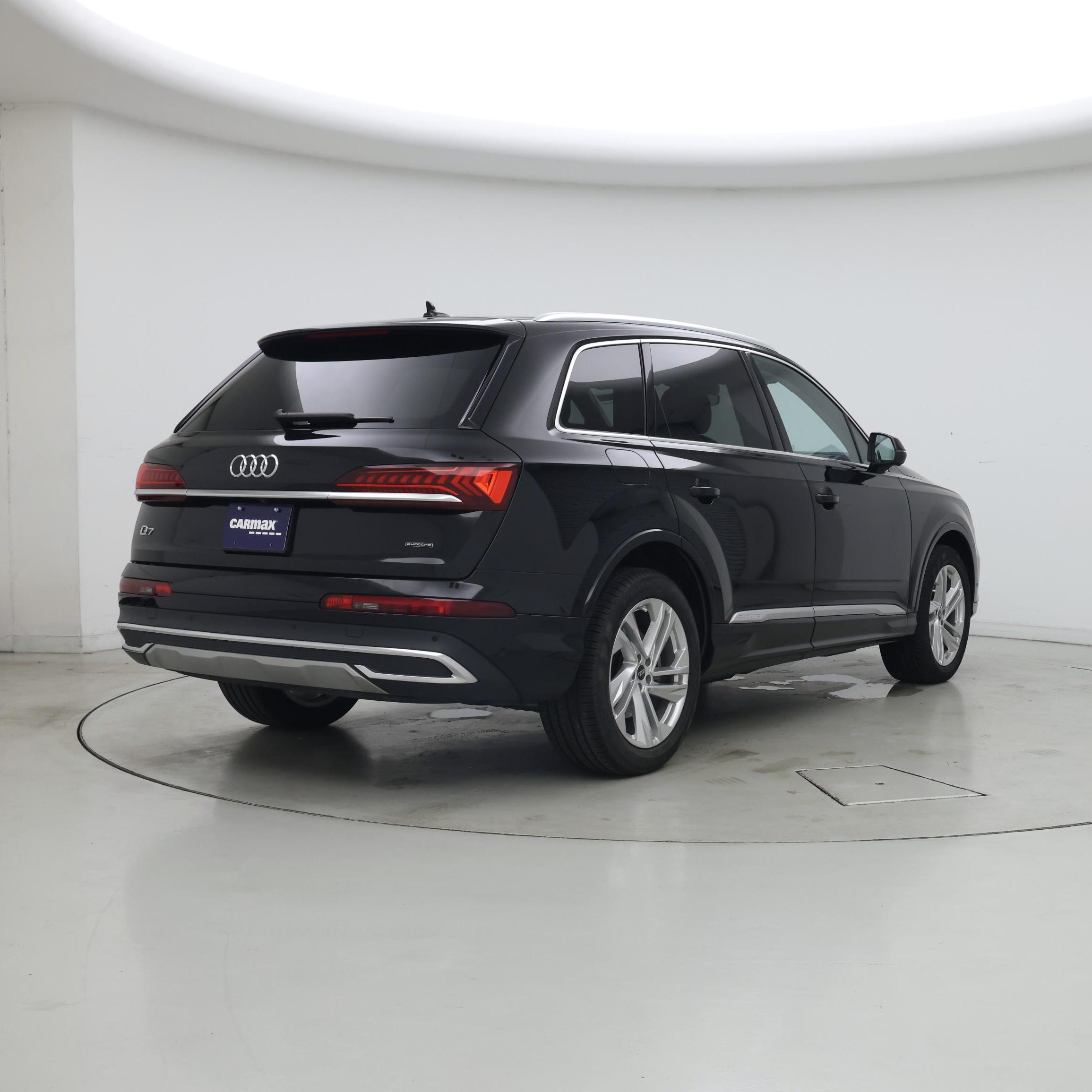 Thumbnail: 2023 Audi Q7 - 8