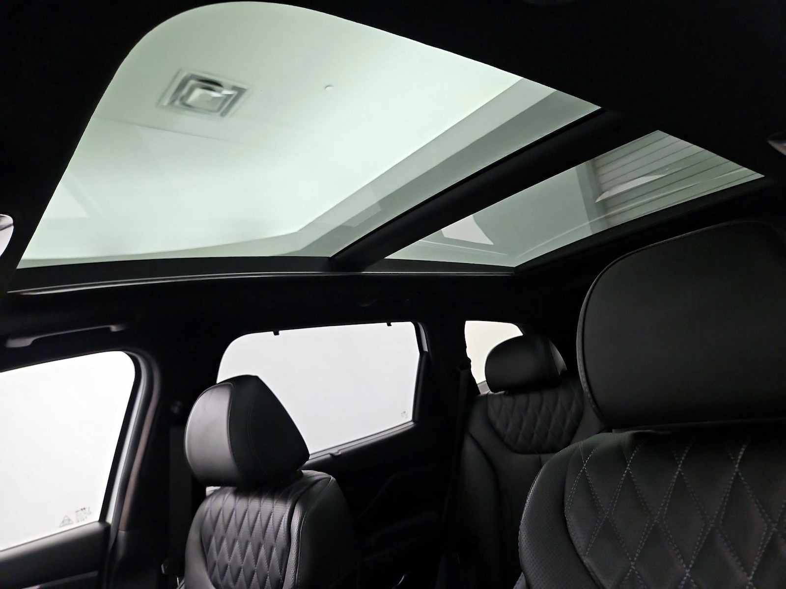 2023 Hyundai Santa Fe Calligraphy - Photo 17