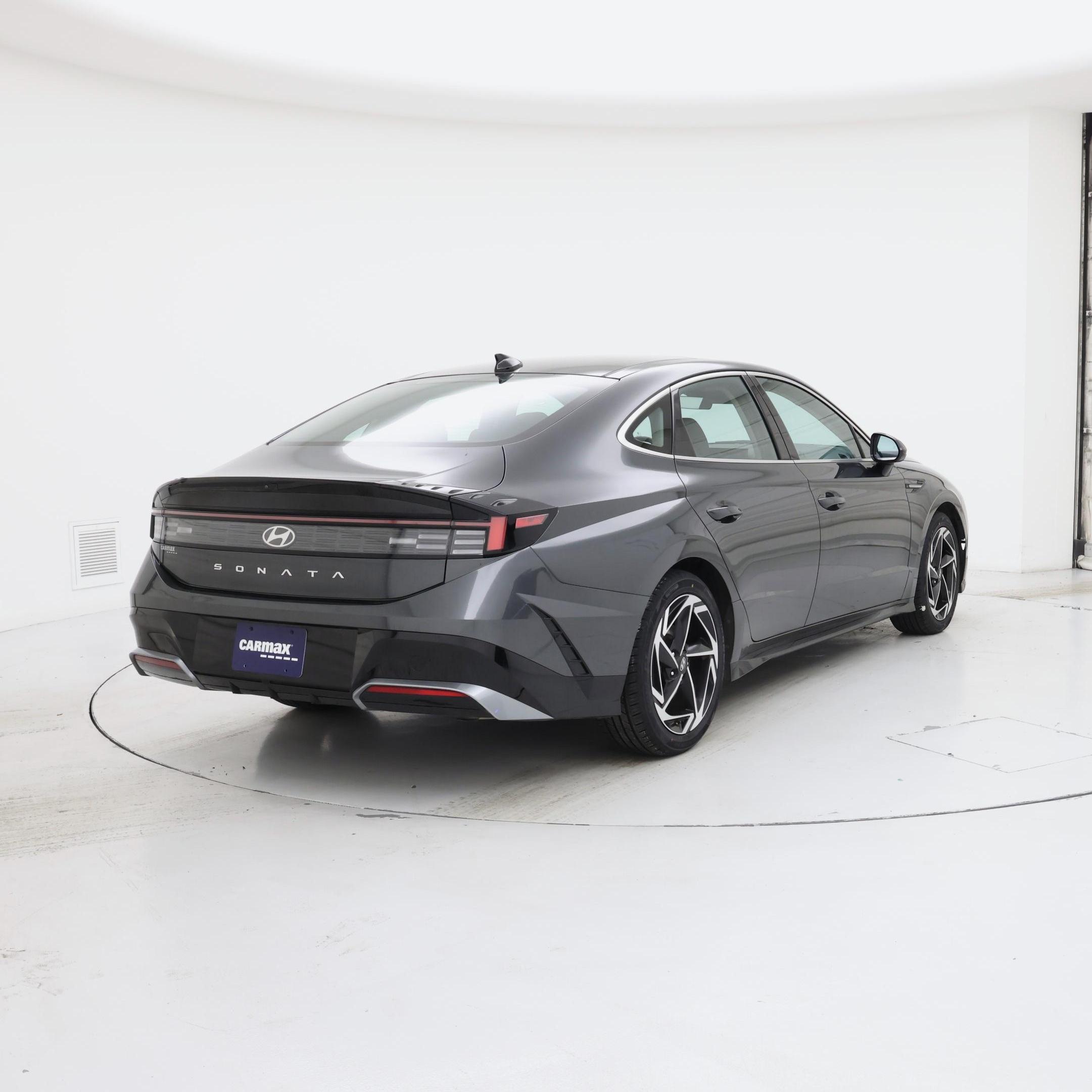 Thumbnail: 2024 Hyundai Sonata - 8