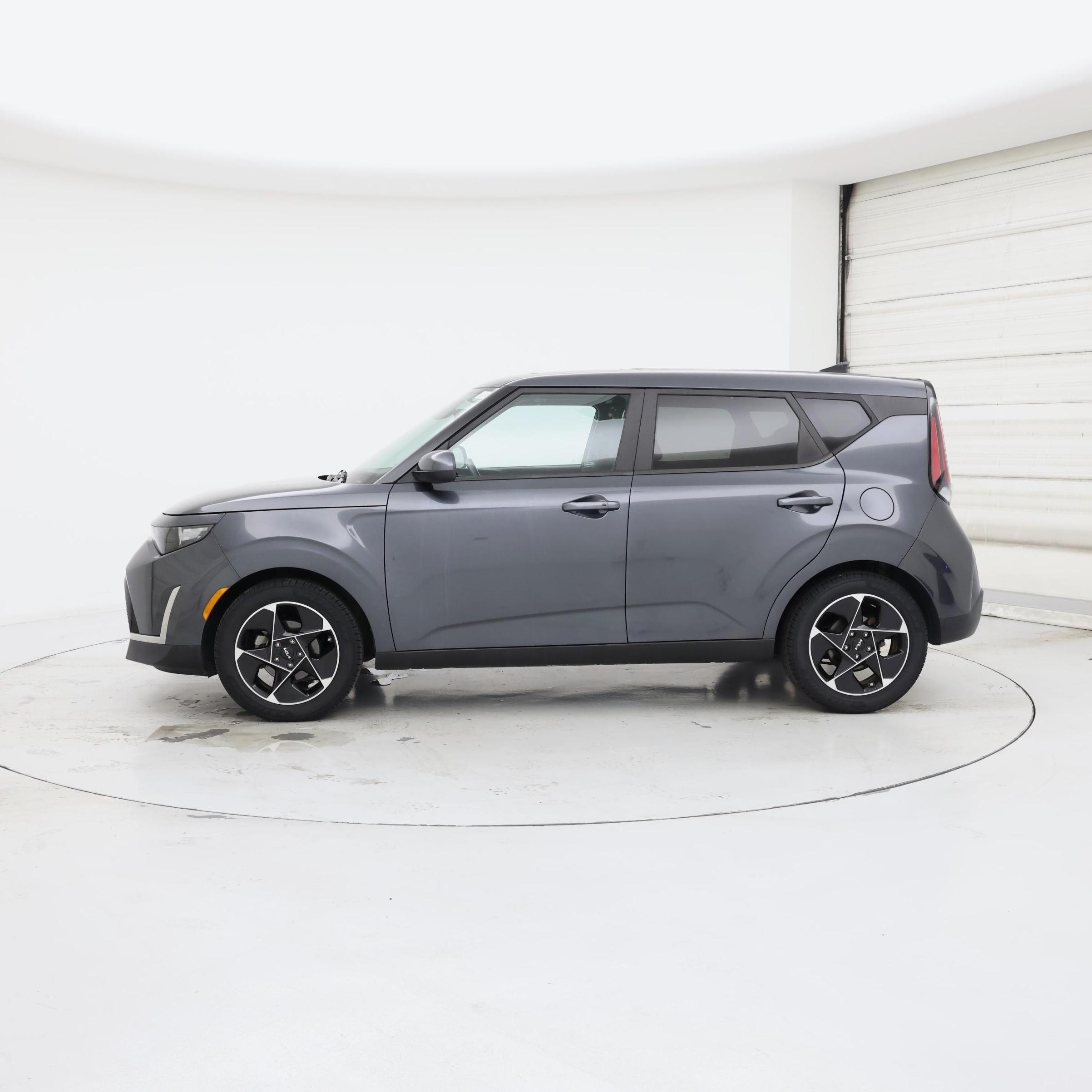 Thumbnail: 2023 Kia Soul - 3