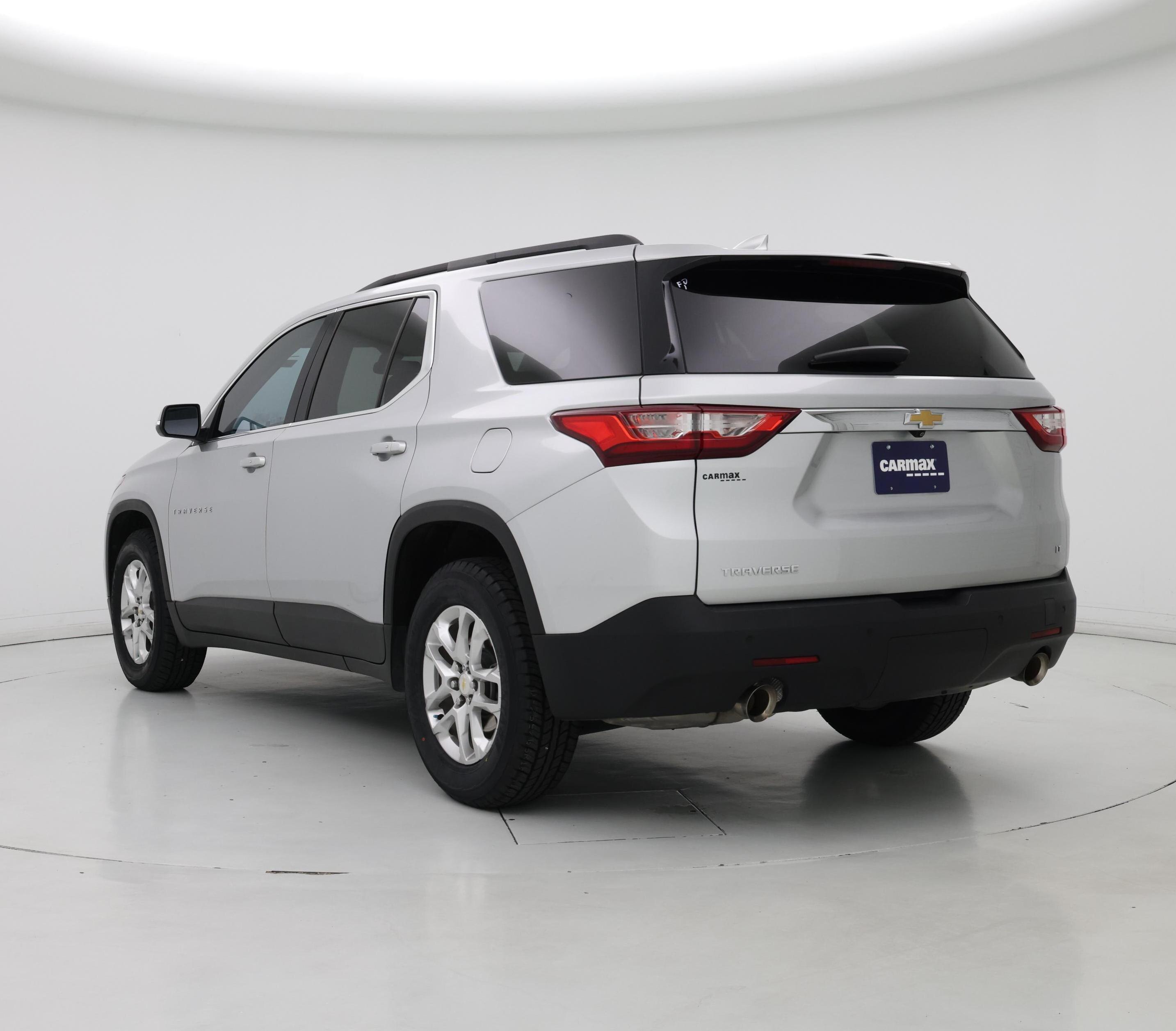 Thumbnail: 2021 Chevrolet Traverse - 2