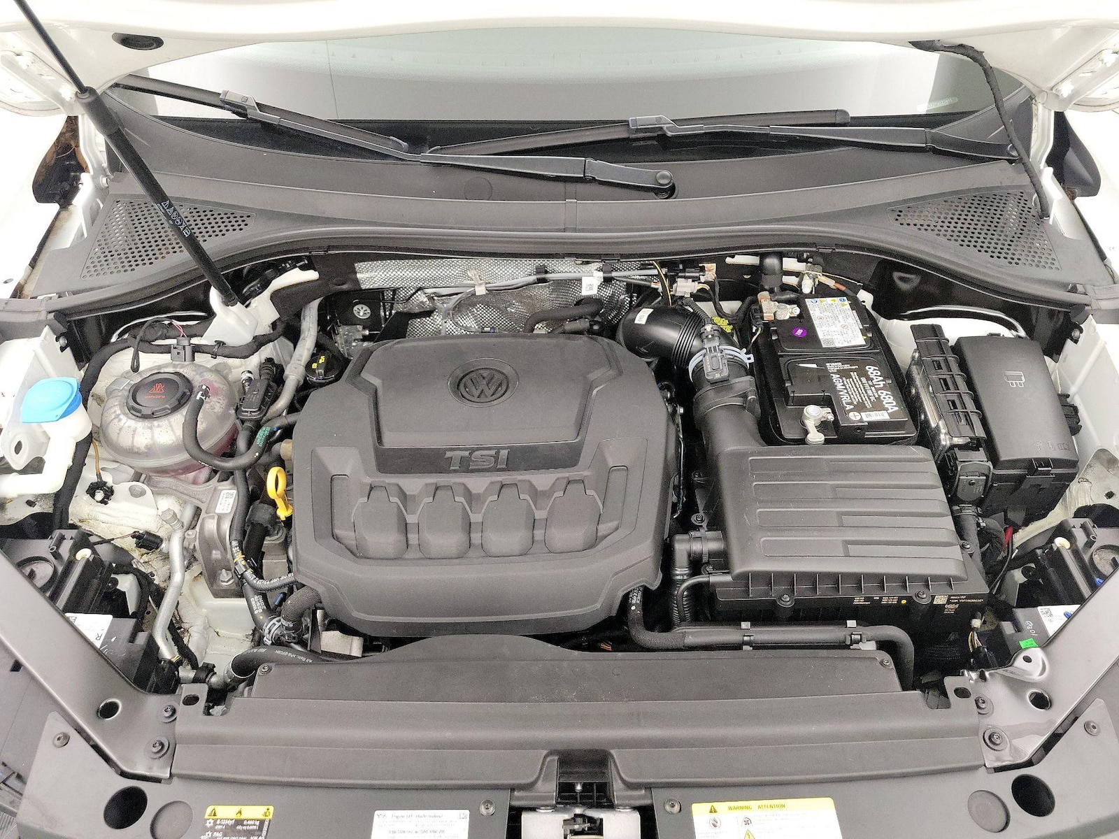 2023 Volkswagen Tiguan SE - Photo 24