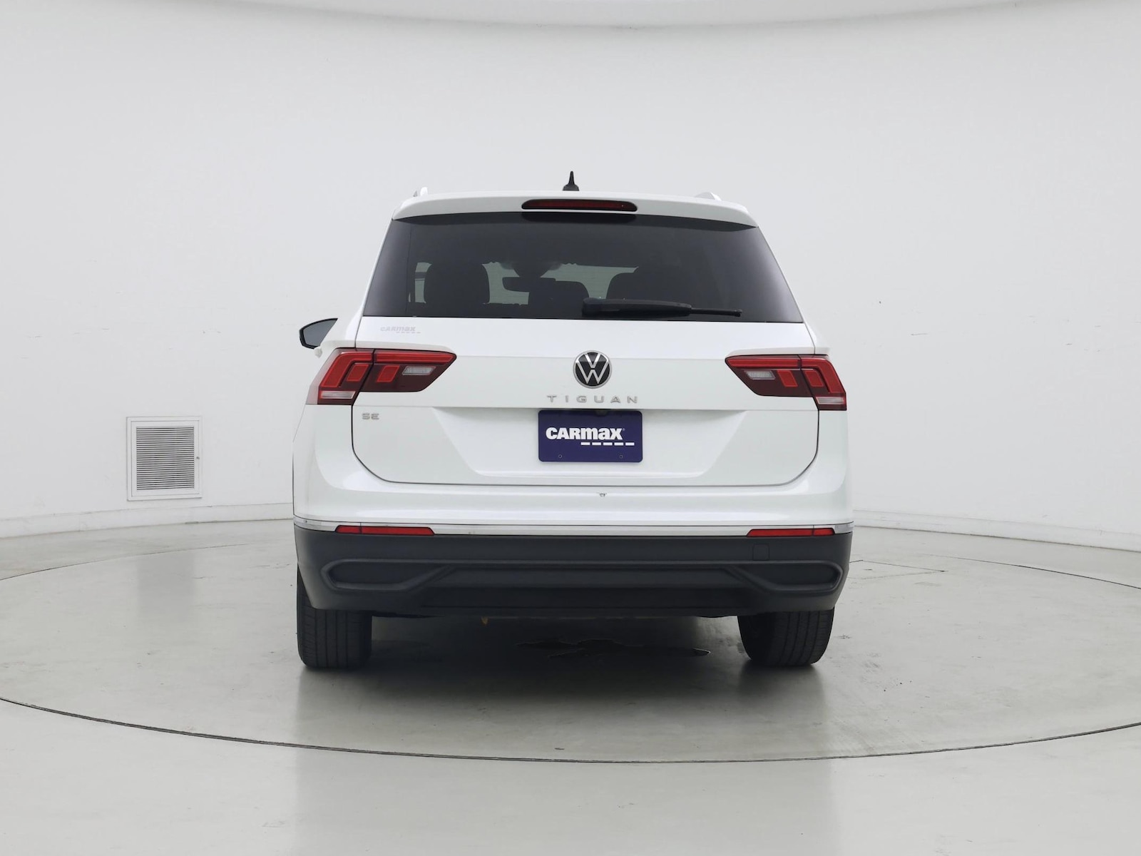 2023 Volkswagen Tiguan SE - Photo 7