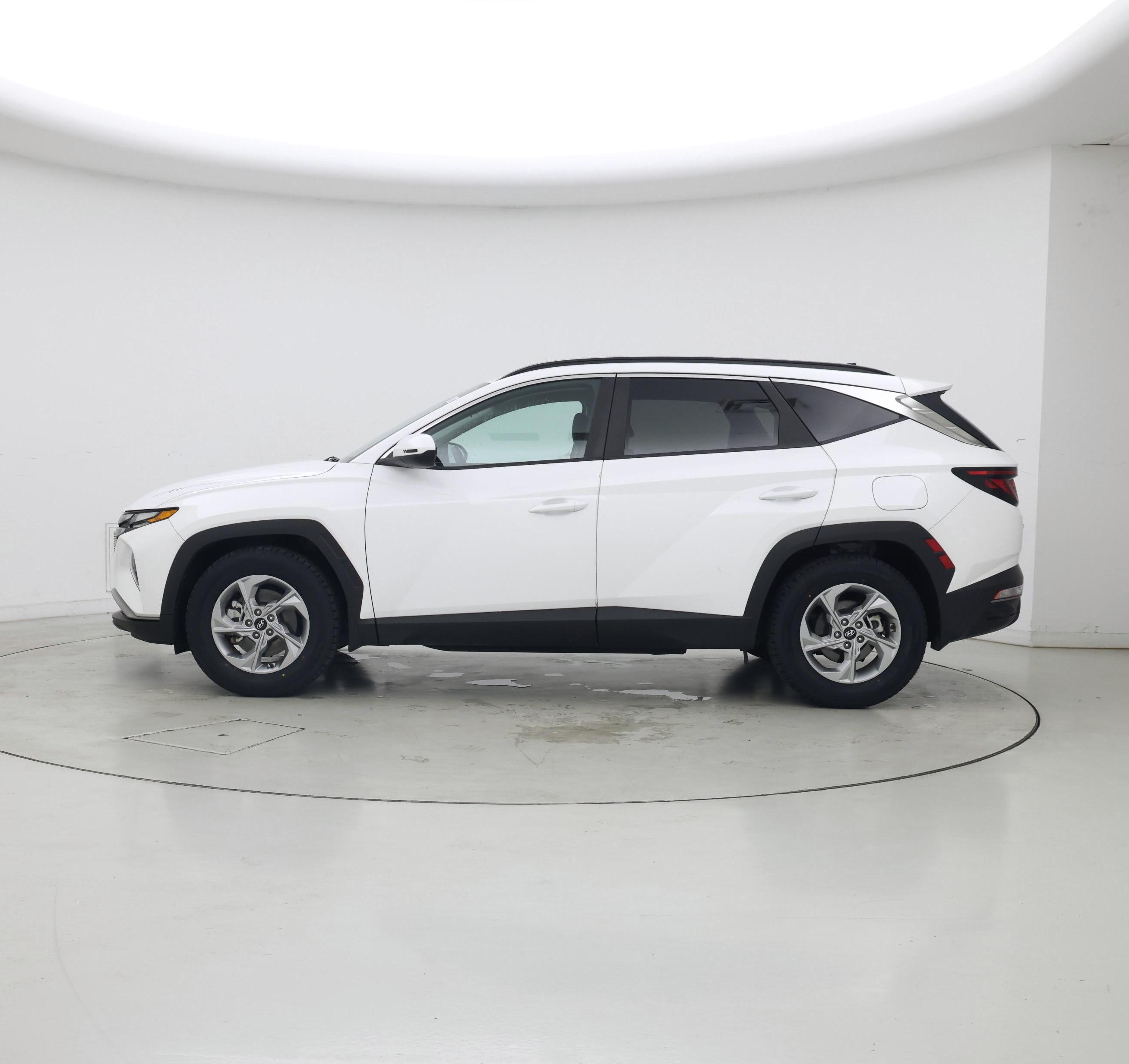 Thumbnail: 2024 Hyundai Tucson - 3