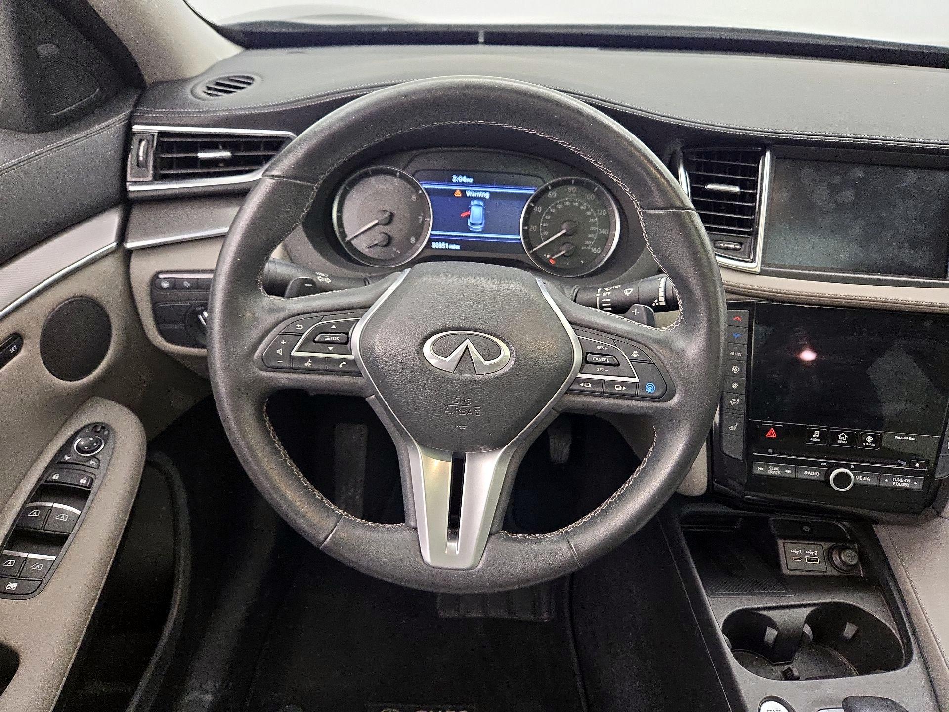 Thumbnail: 2023 INFINITI QX50 - 10