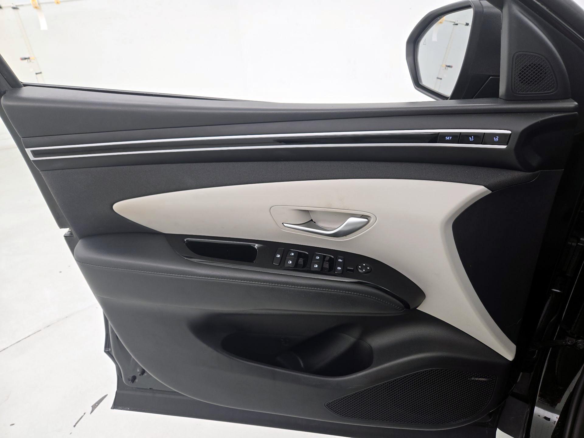 Thumbnail: 2023 Hyundai Tucson - 12