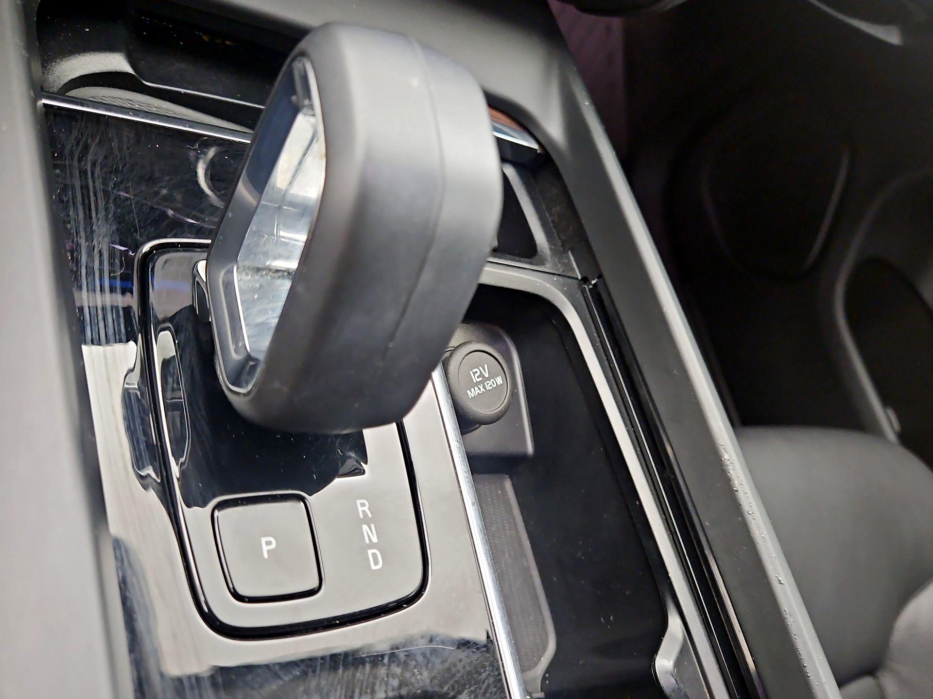 Thumbnail: 2024 Volvo XC60 - 17