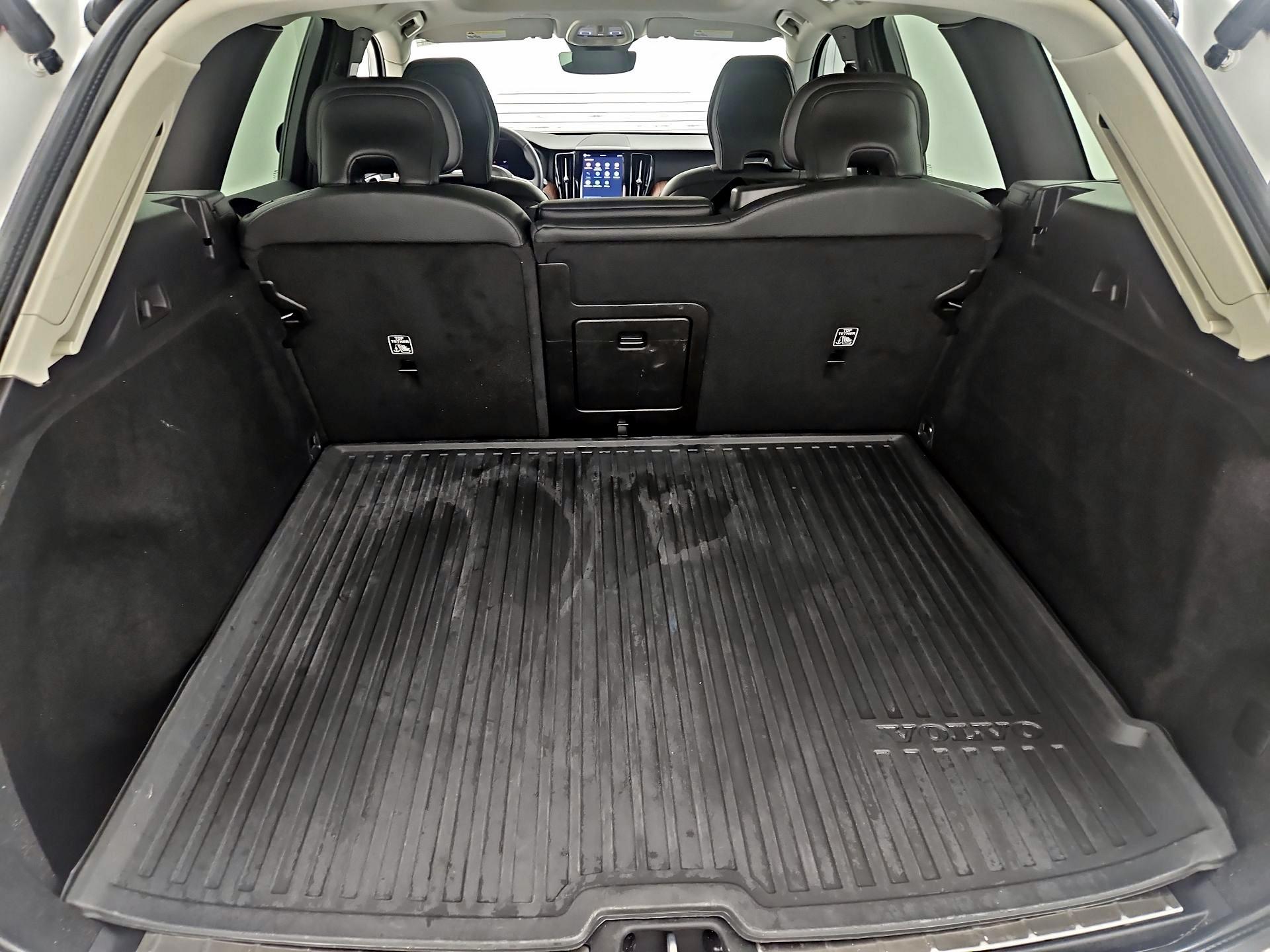 Thumbnail: 2024 Volvo XC60 - 19
