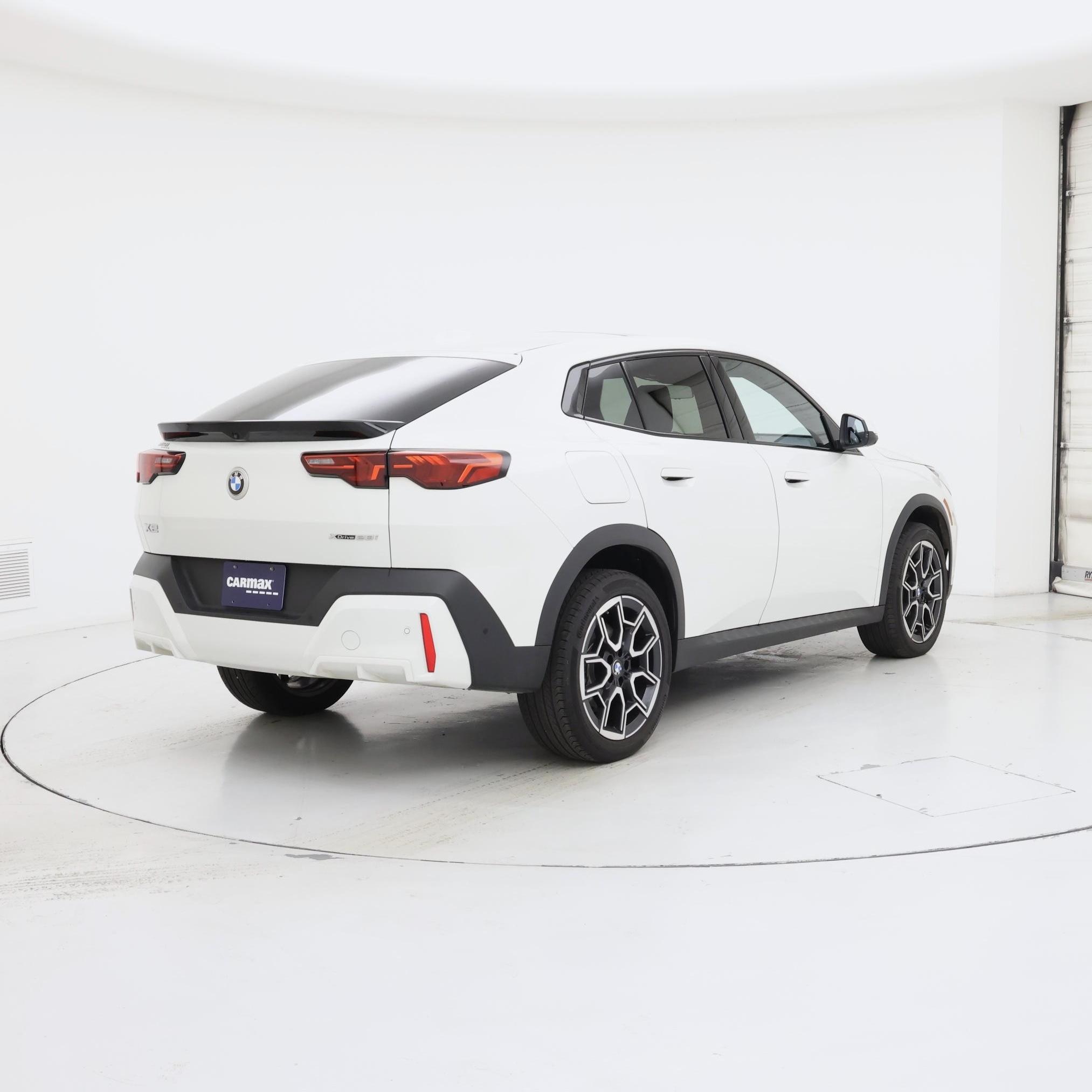 Thumbnail: 2026 BMW X2 - 8