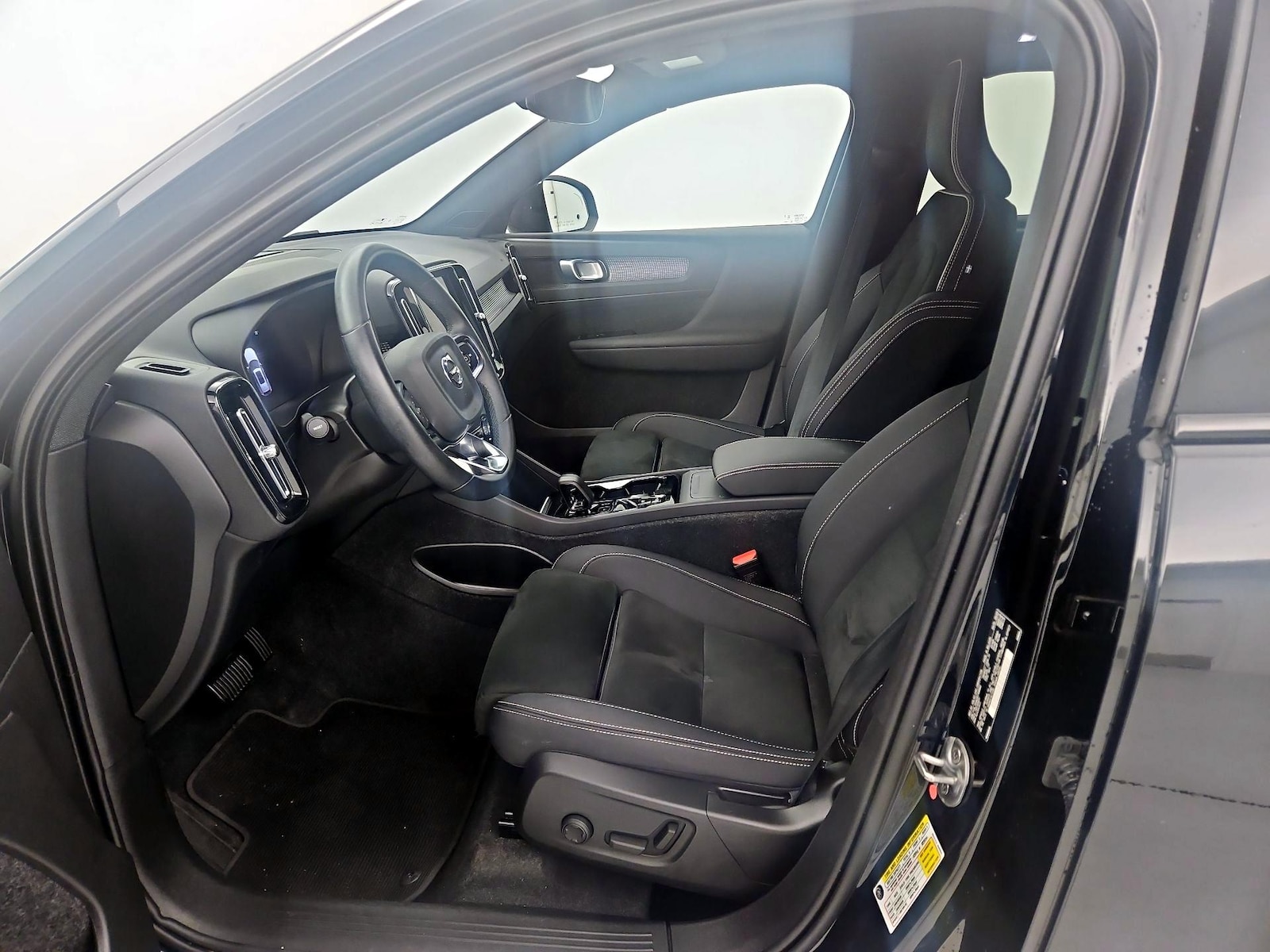Power Seat(s) & Side Airbags