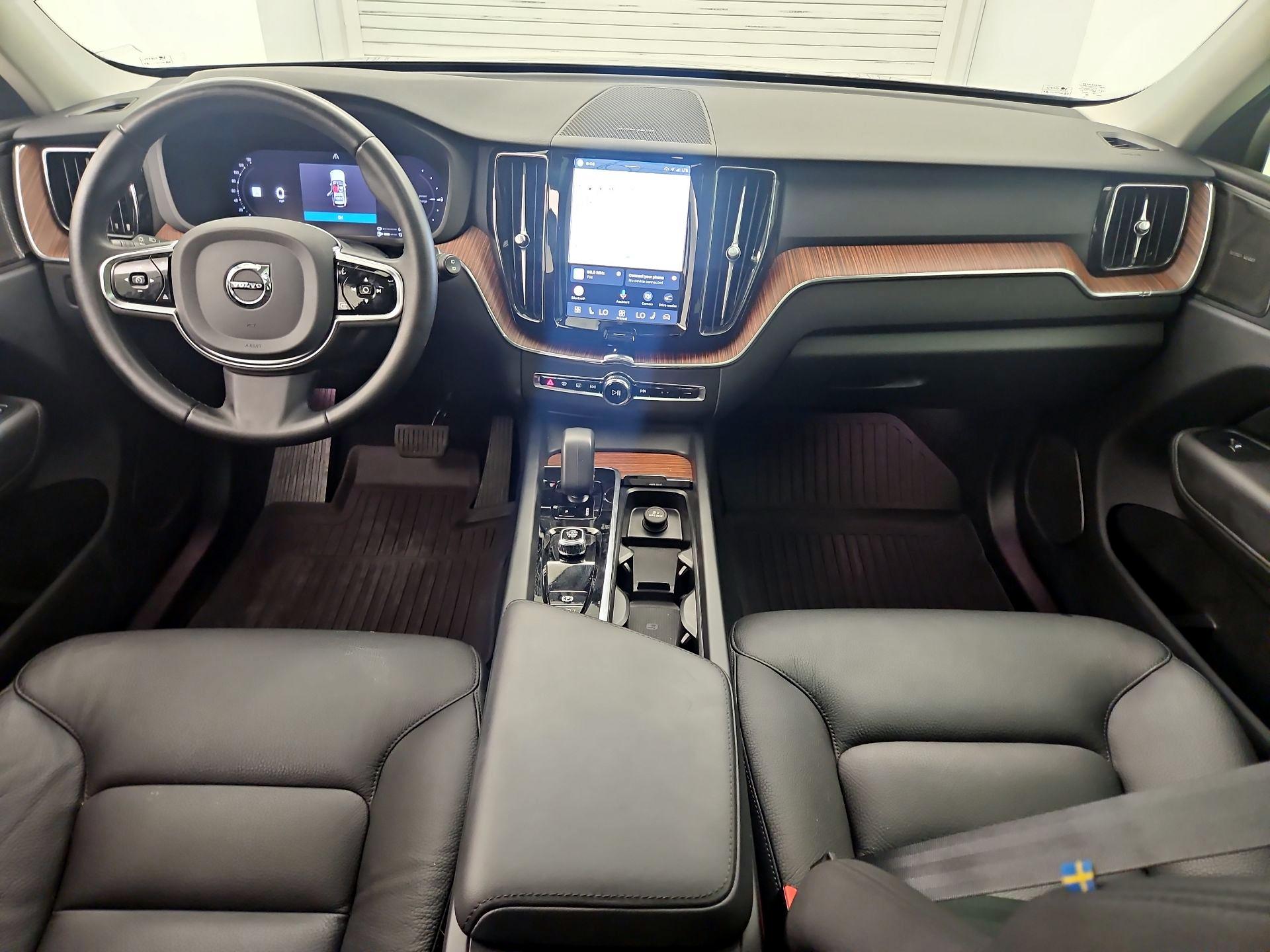 Thumbnail: 2024 Volvo XC60 - 9